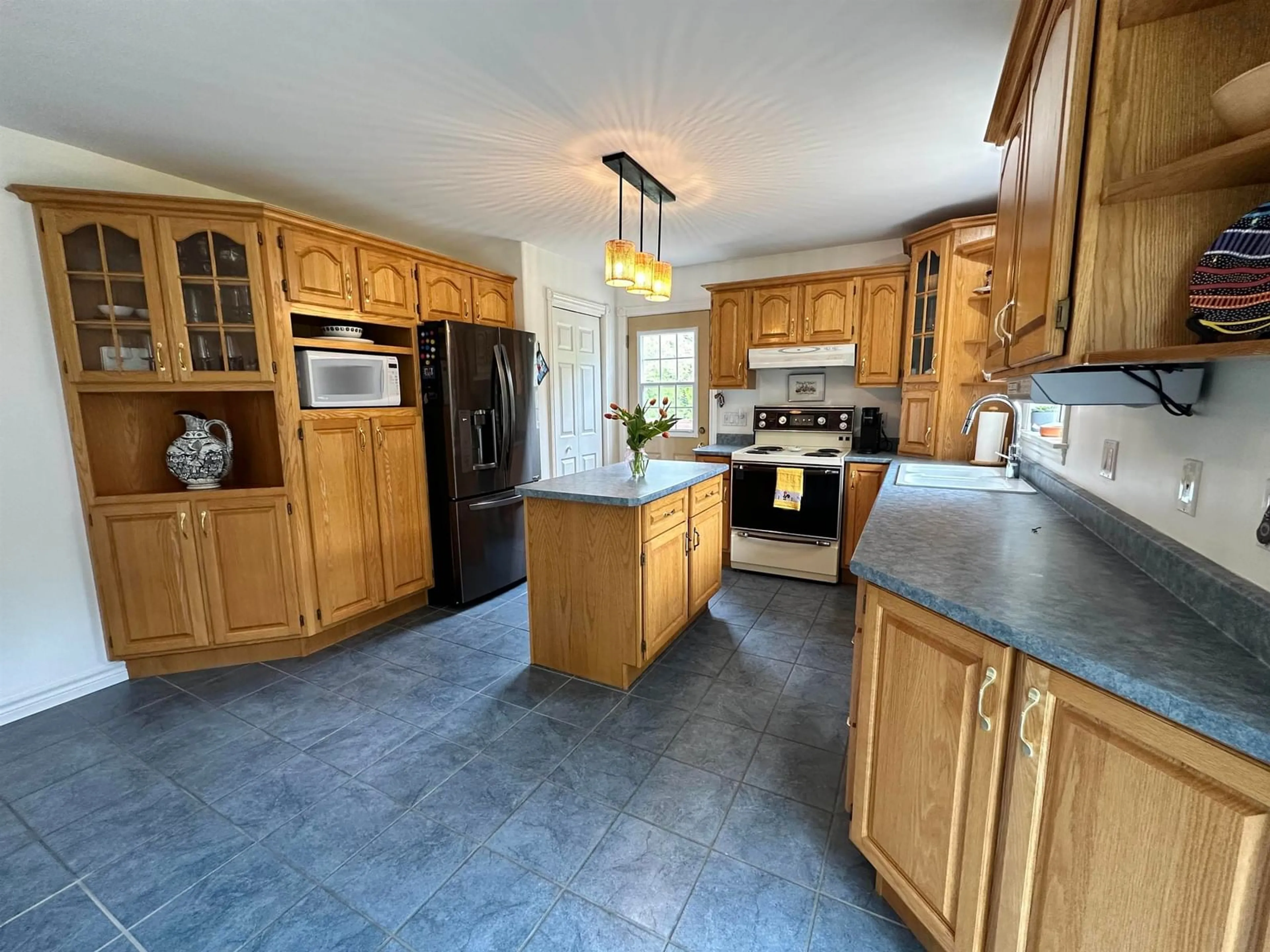 Unknown for 2 Delcon Ave, Pine Grove Nova Scotia B4V 8B2