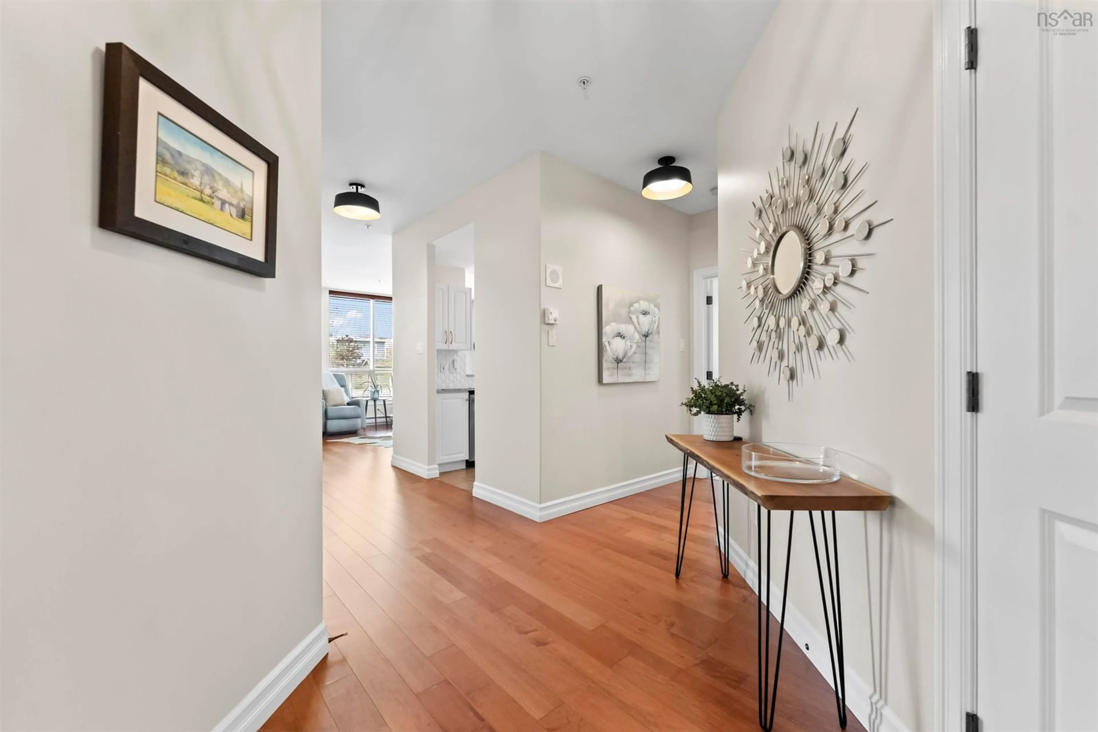 Indoor entryway for 2677 Gladstone St #102, Halifax Nova Scotia B3K 0A3
