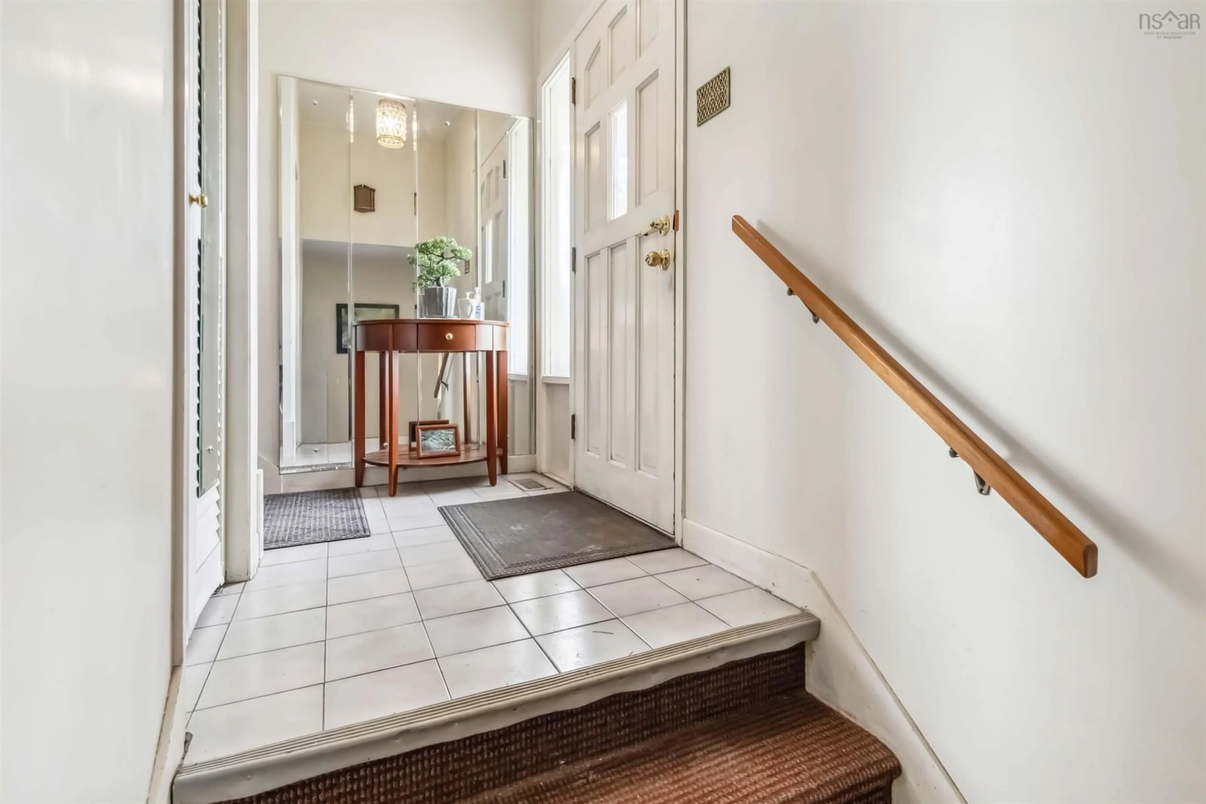 Indoor entryway for 227 Milsom St, Halifax Nova Scotia B3N 2B8