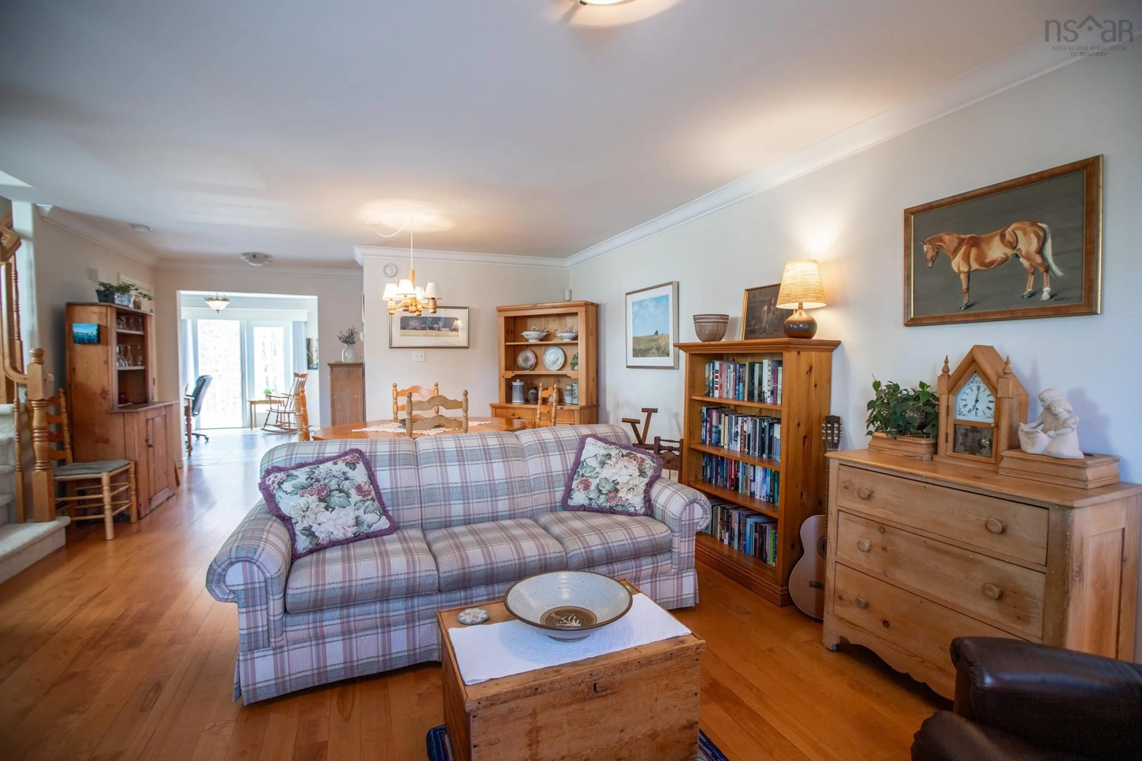 Living room with furniture, wood/laminate floor for 61 Fleetview Dr, Halifax Nova Scotia B3M 4W1