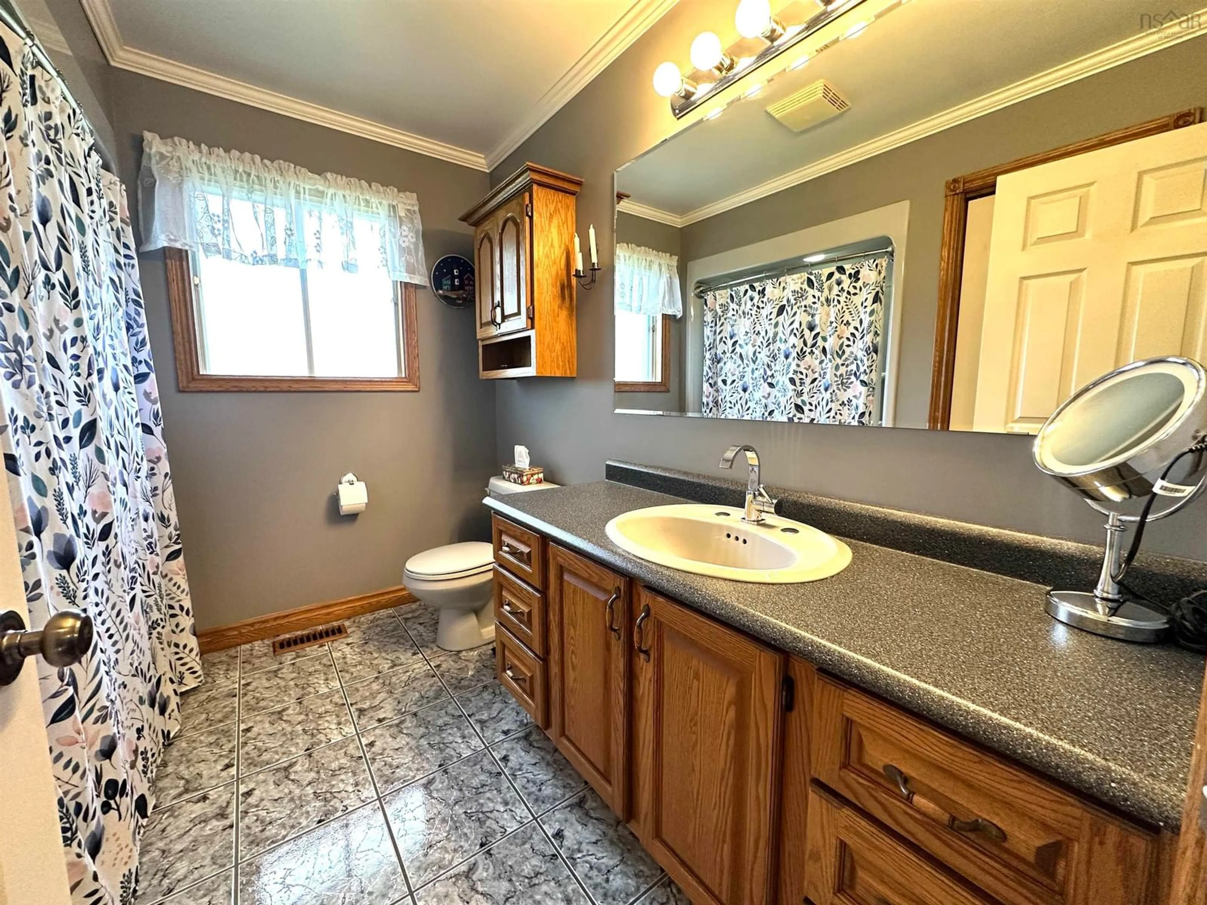 Standard bathroom, ceramic/tile floor for 423 Highway 8, Milton Nova Scotia B0T 1P0