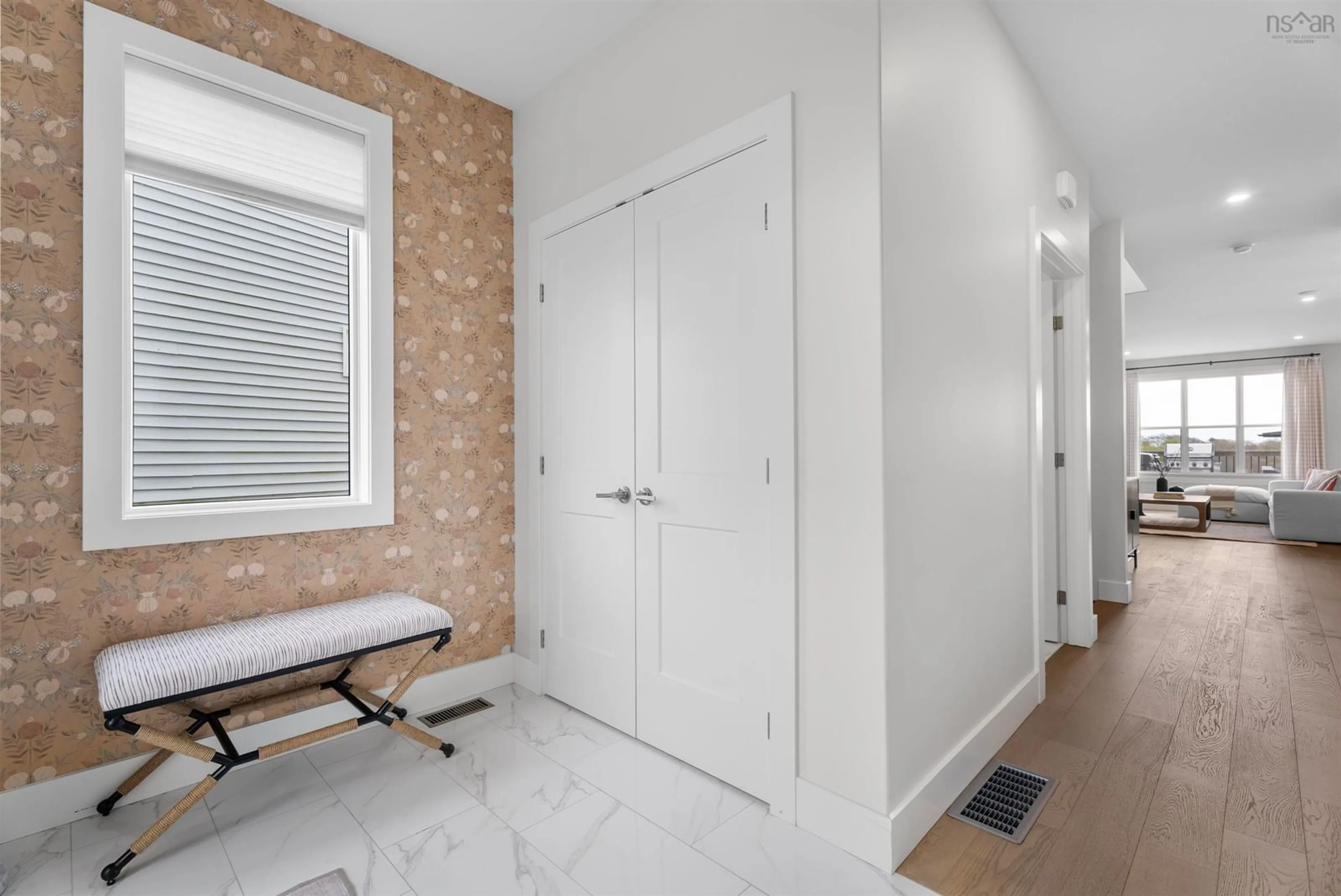 Indoor entryway for 31 Darjeeling Dr, Halifax Nova Scotia B3P 2K9