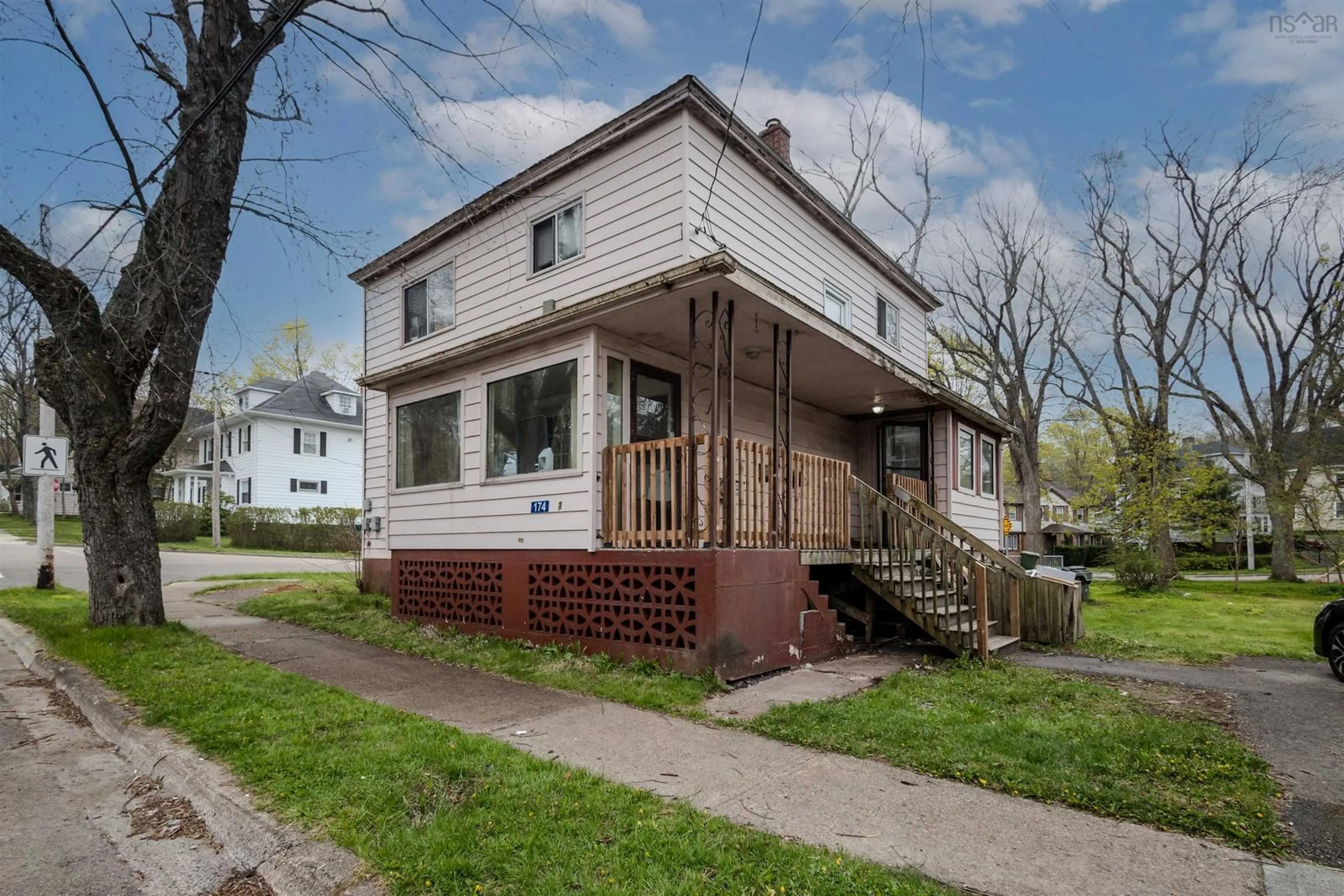 Unknown for 174 Brookland St, Sydney Nova Scotia B1P 5B6
