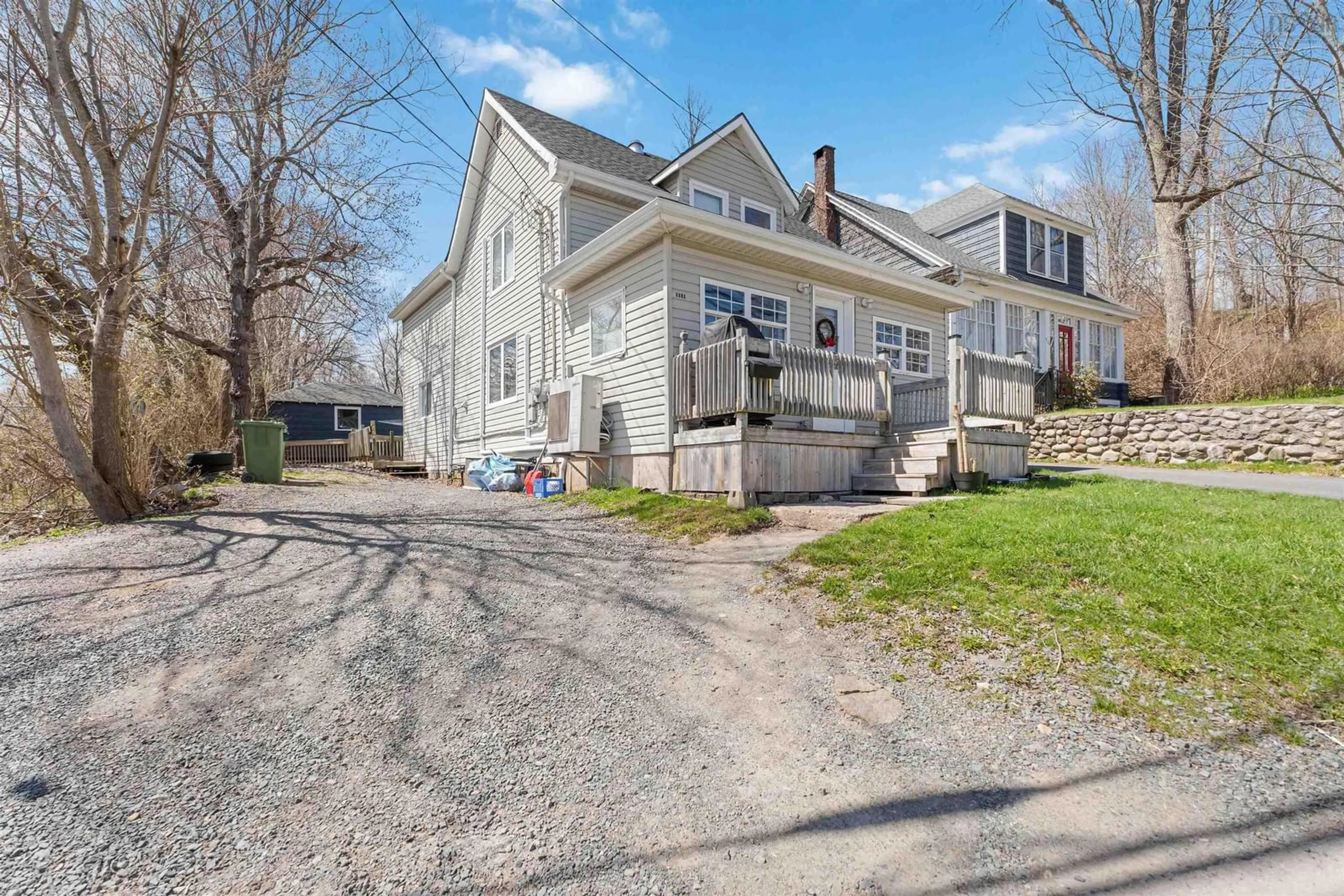 A pic from outside/outdoor area/front of a property/back of a property/a pic from drone, street for 886 King St, Windsor Nova Scotia B0N 2T0