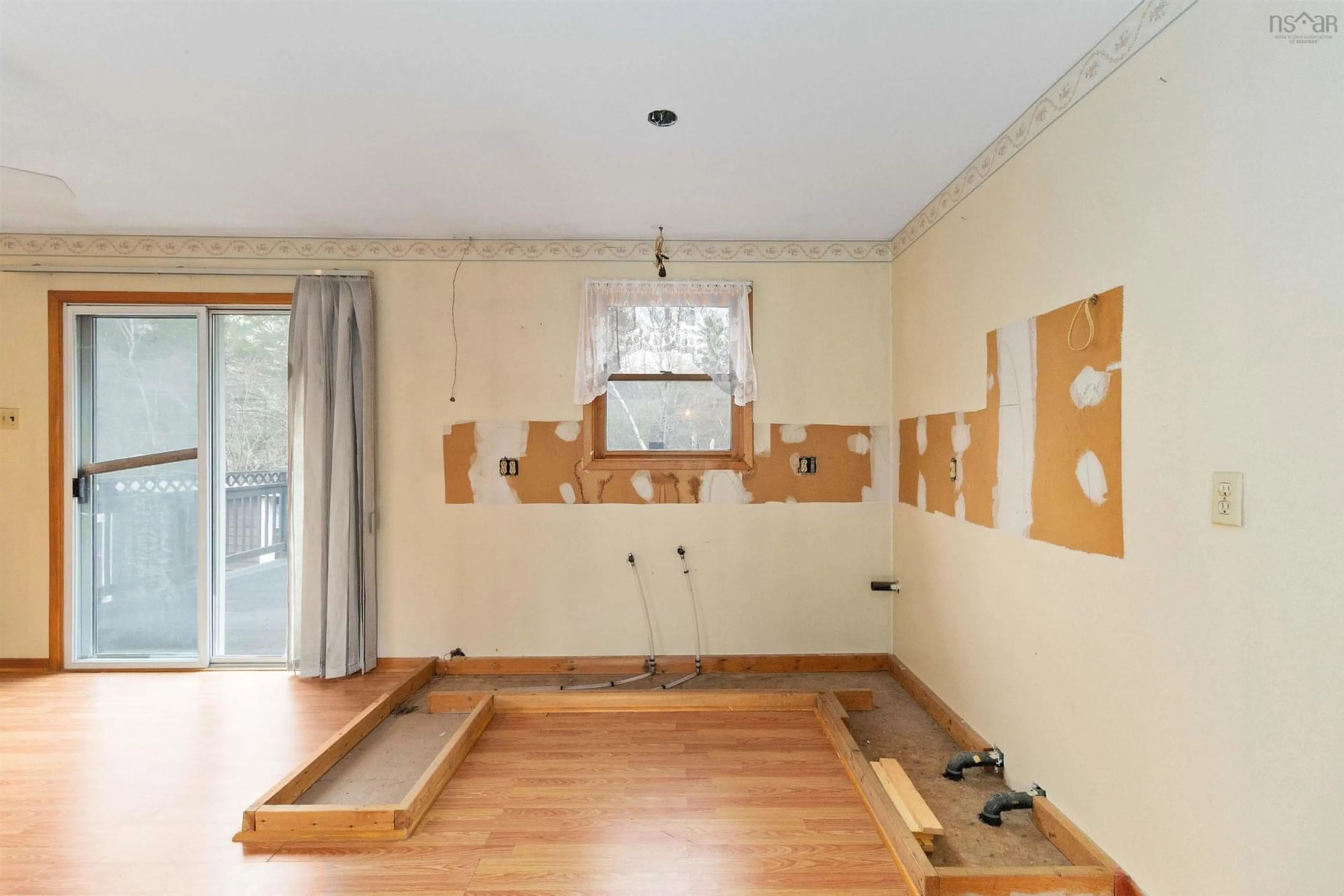 A pic of a room for 178 Fairmont St, Mahone Bay Nova Scotia B0J 2E0