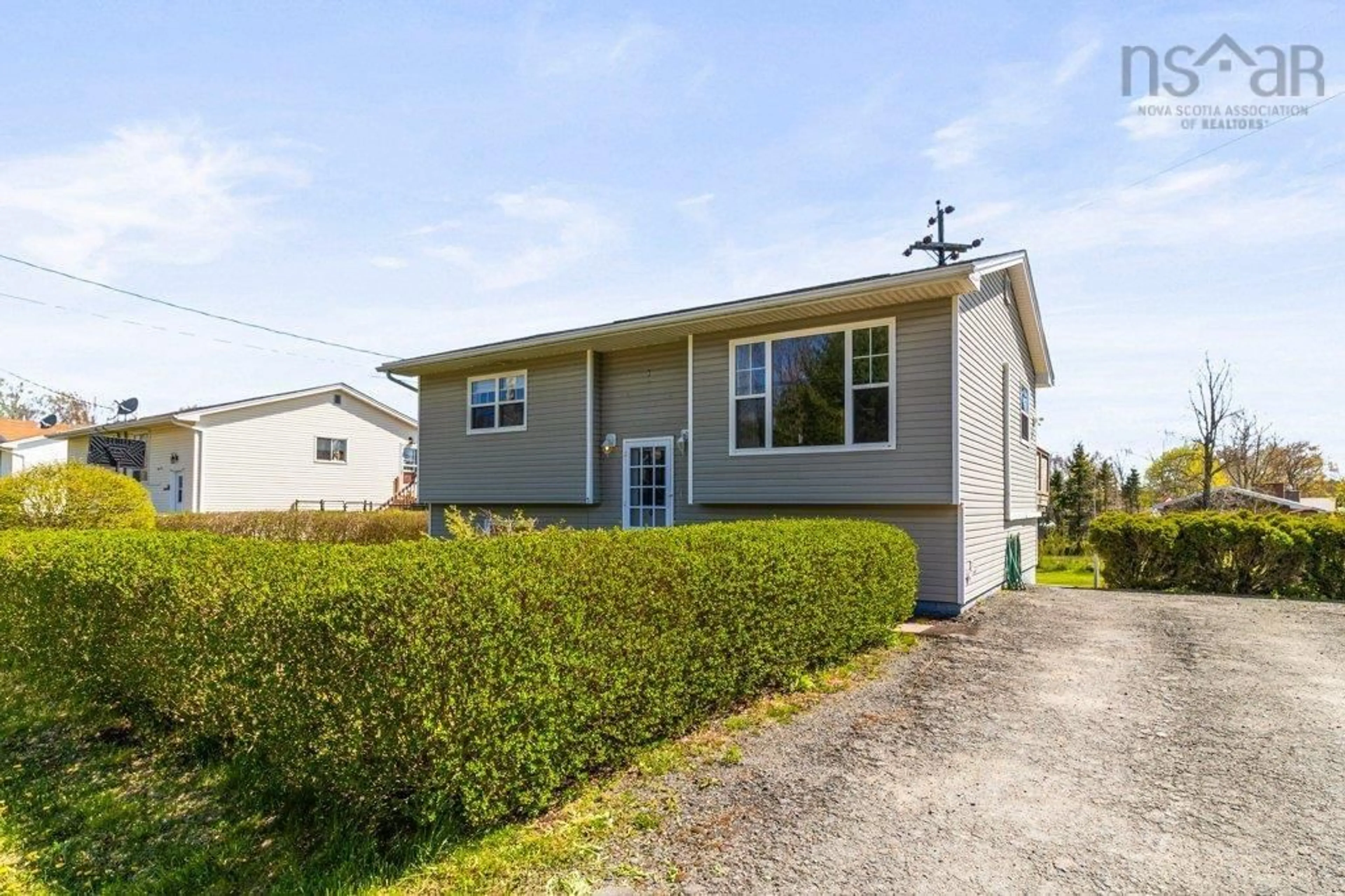 Home with vinyl exterior material, street for 1 Martin Crt, Lantz Nova Scotia B2S 1R9