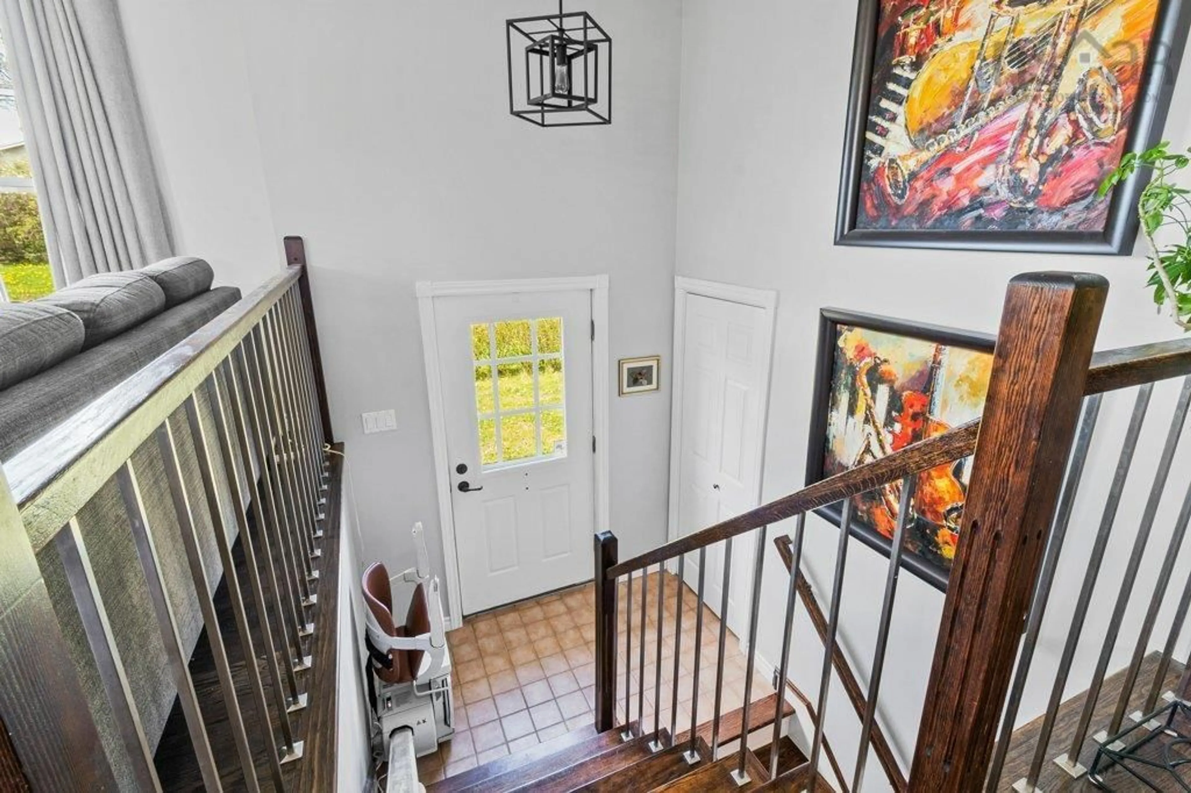 Indoor foyer for 1 Martin Crt, Lantz Nova Scotia B2S 1R9