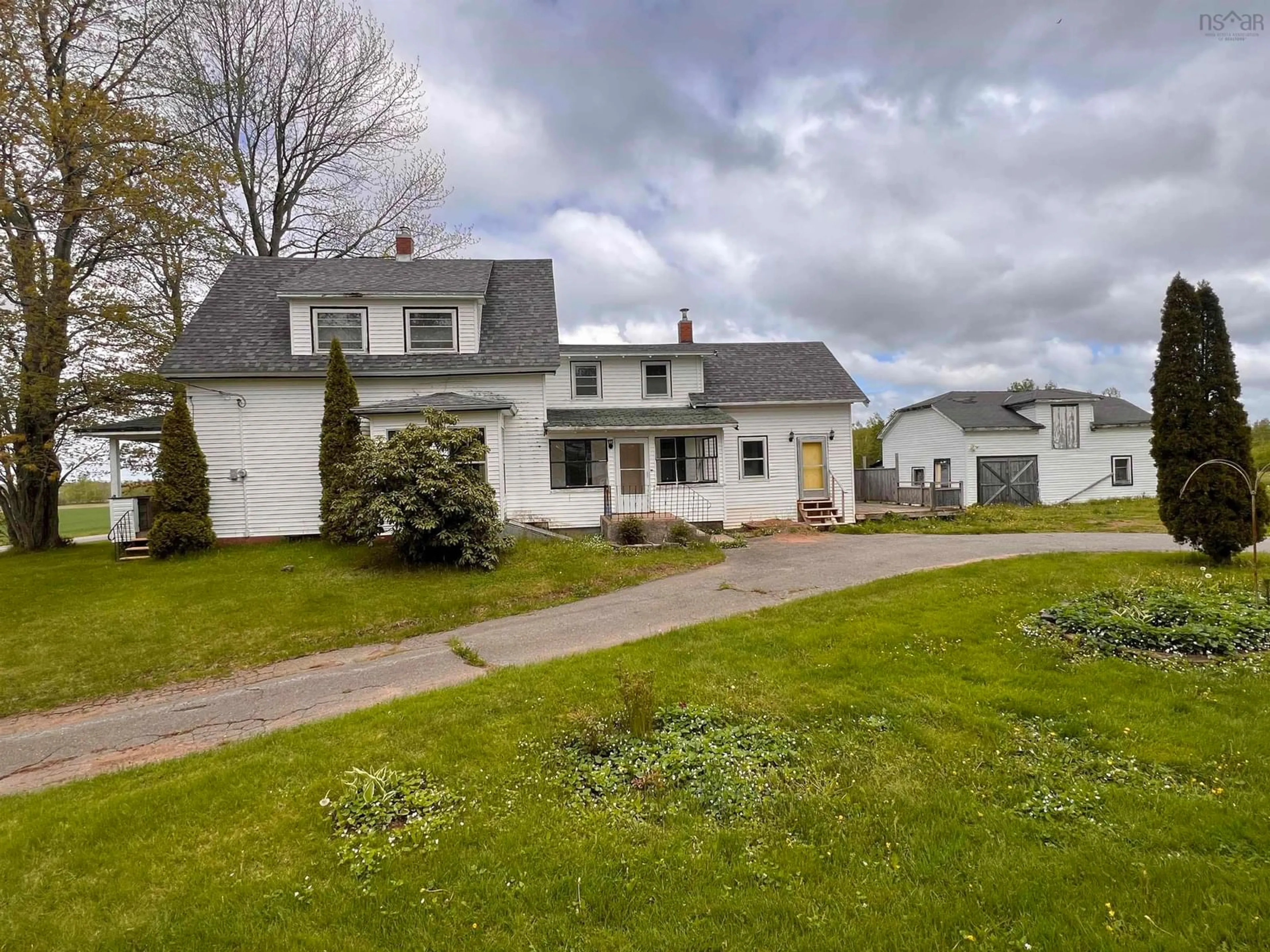 A pic from outside/outdoor area/front of a property/back of a property/a pic from drone, street for 7030 Aylesford Rd, Factorydale Nova Scotia B0P 1C0
