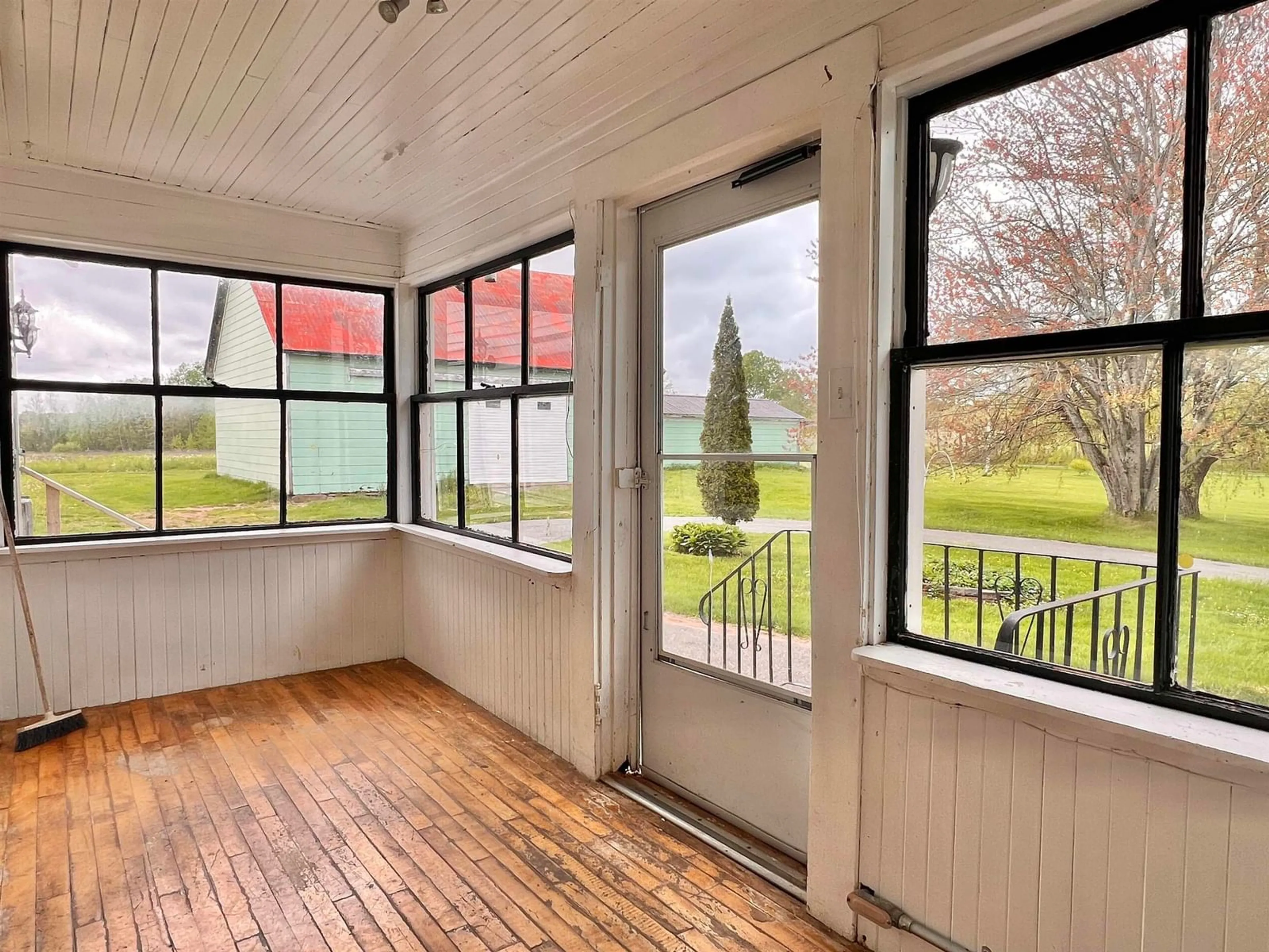 A pic of a room for 7030 Aylesford Rd, Factorydale Nova Scotia B0P 1C0