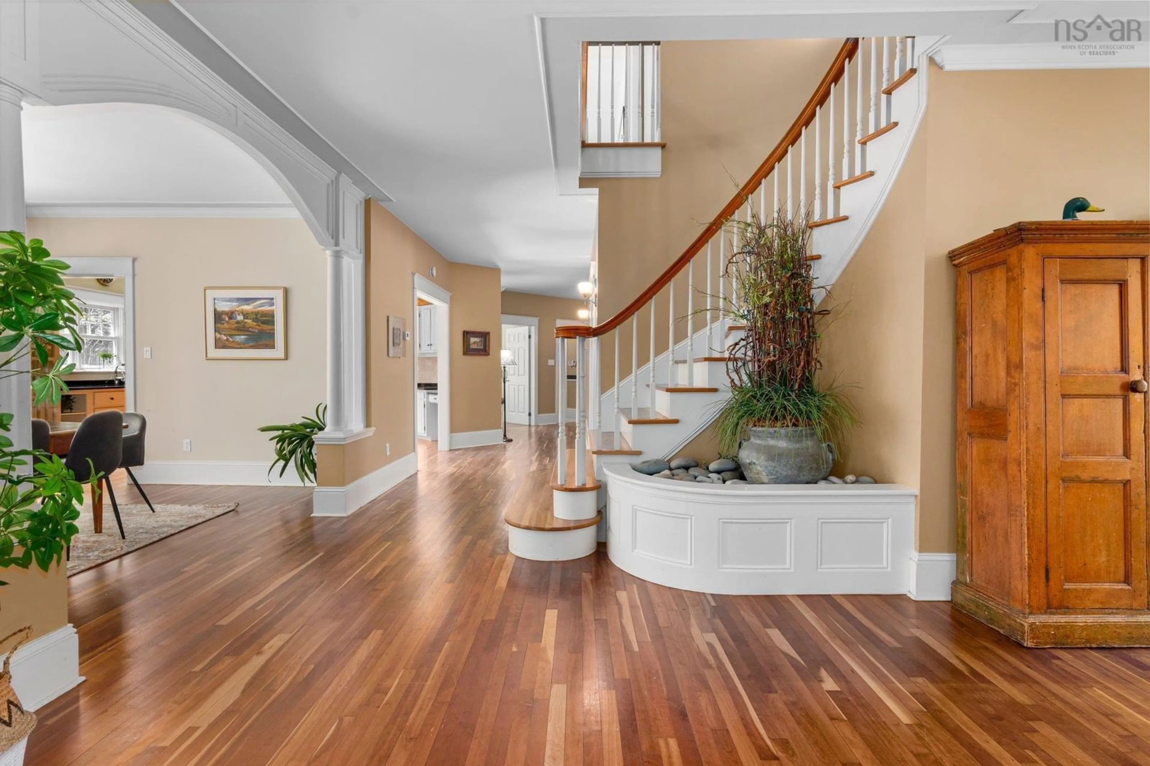 Indoor entryway for 20 Oakley Ave, Halifax Nova Scotia B3M 3G5