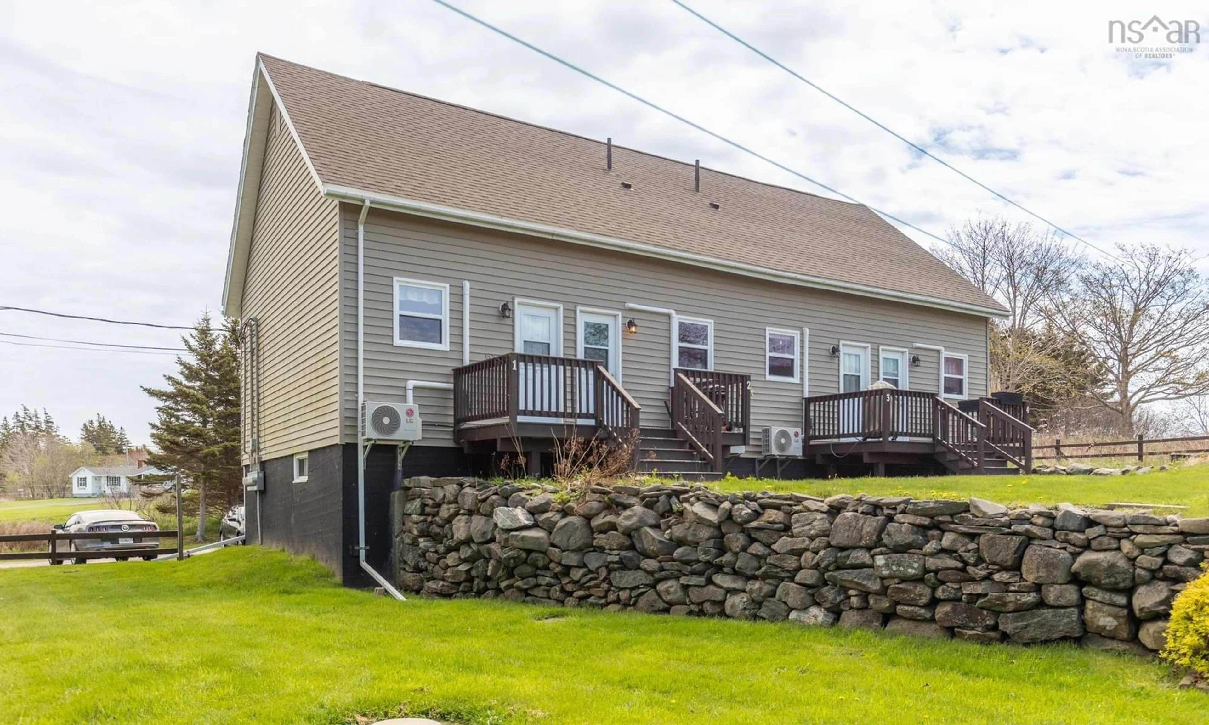 Patio, street for 10 Dearman Dr, Milton Highlands Nova Scotia B5A 5H1