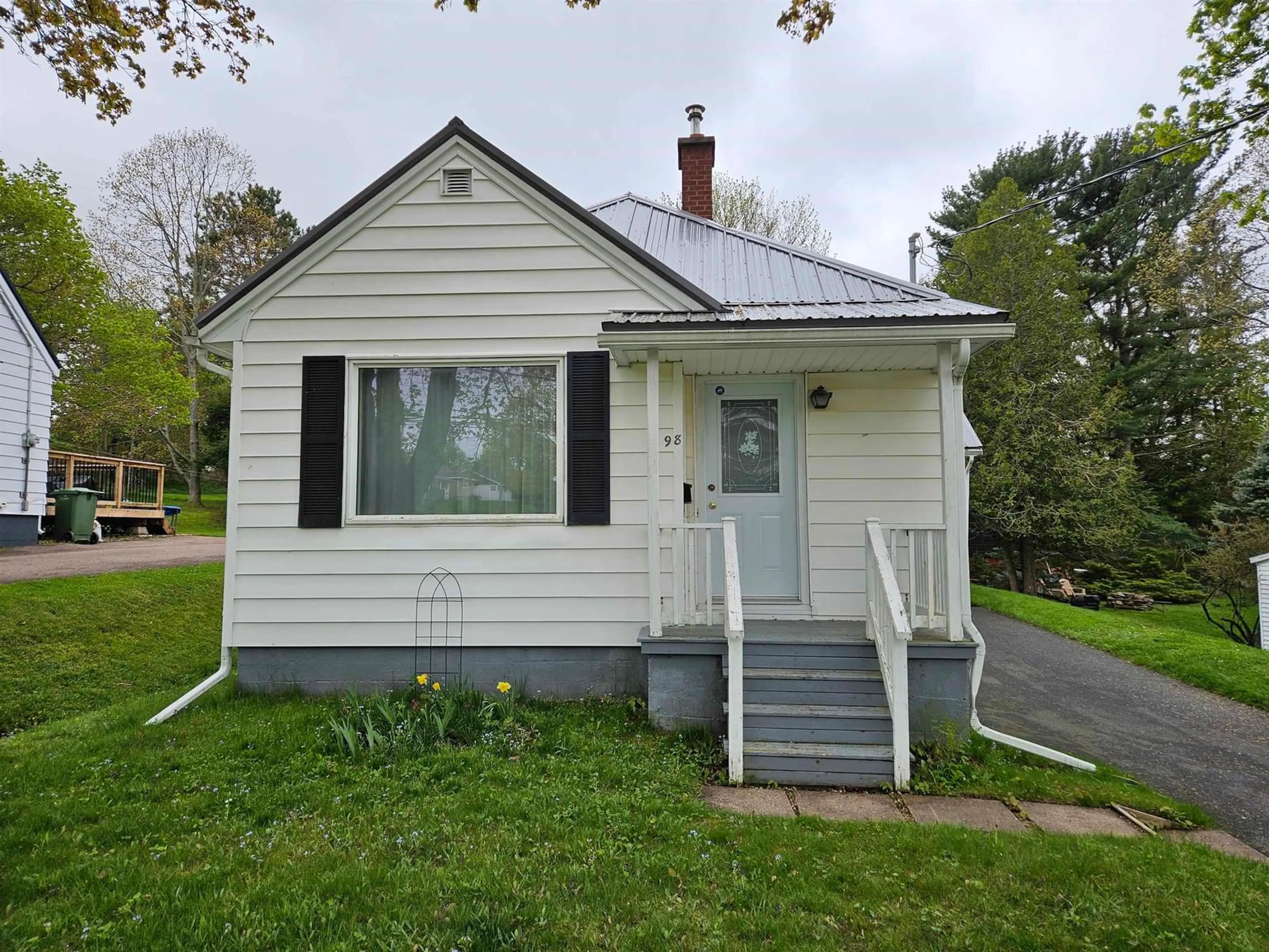 Home with vinyl exterior material, street for 98 Wood St, Truro Nova Scotia B2N 4T5