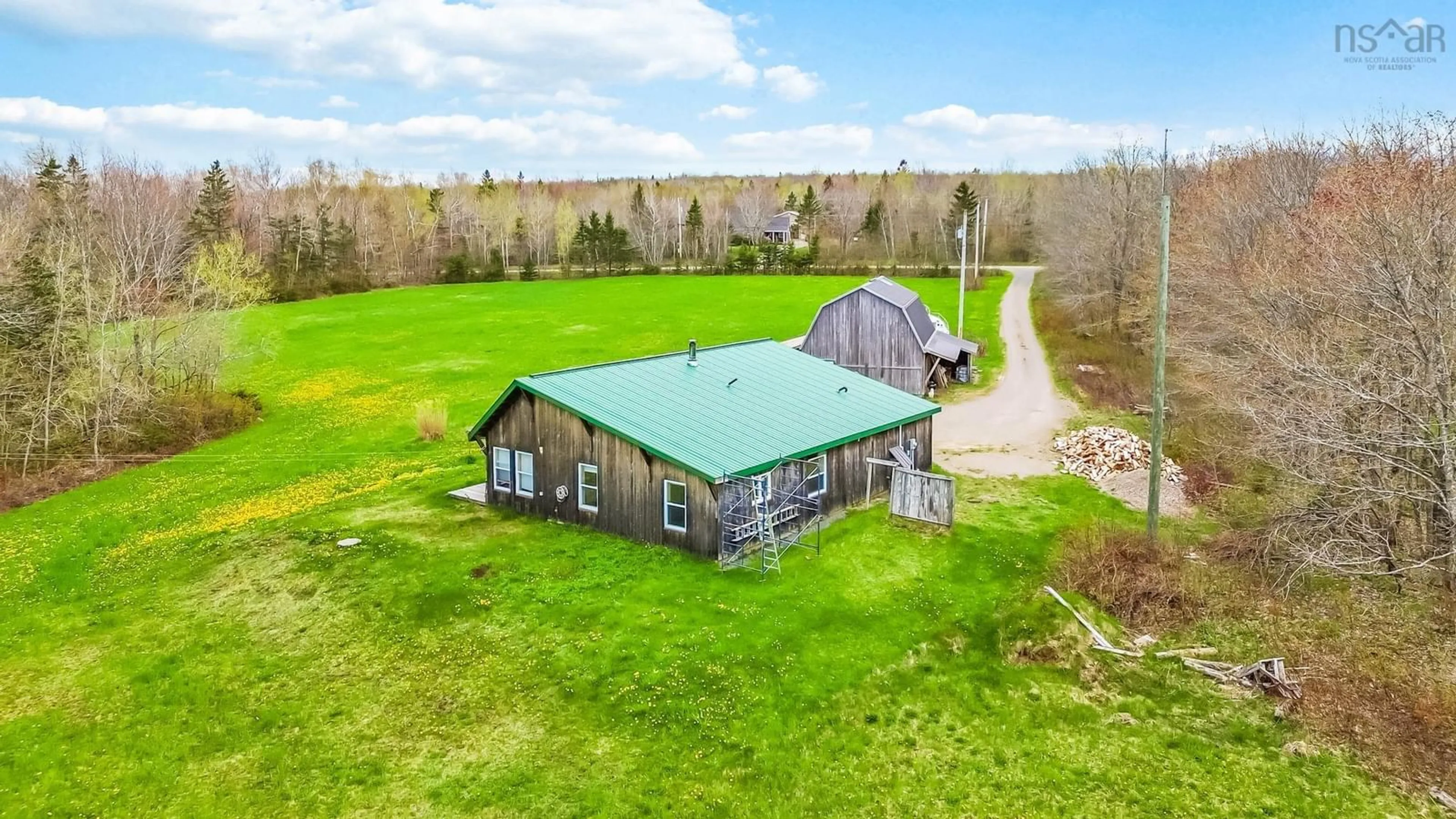 A pic from outside/outdoor area/front of a property/back of a property/a pic from drone, building for 124 West Black Rock Rd, West Black Rock Nova Scotia B0P 1V0