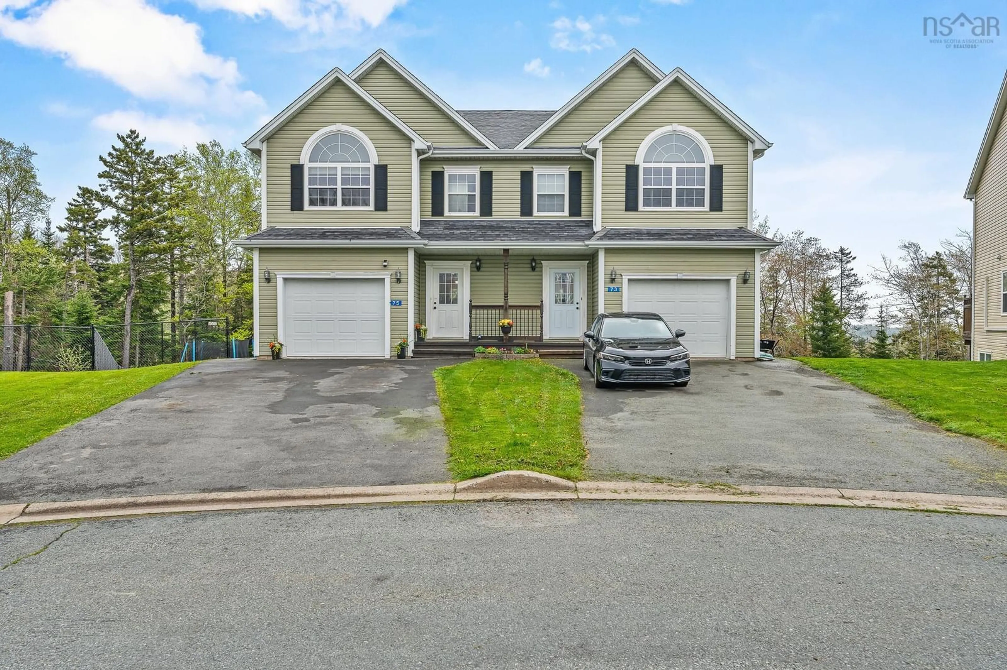 Home with vinyl exterior material, street for 75 Avebury Crt, Middle Sackville Nova Scotia B4E 0E9
