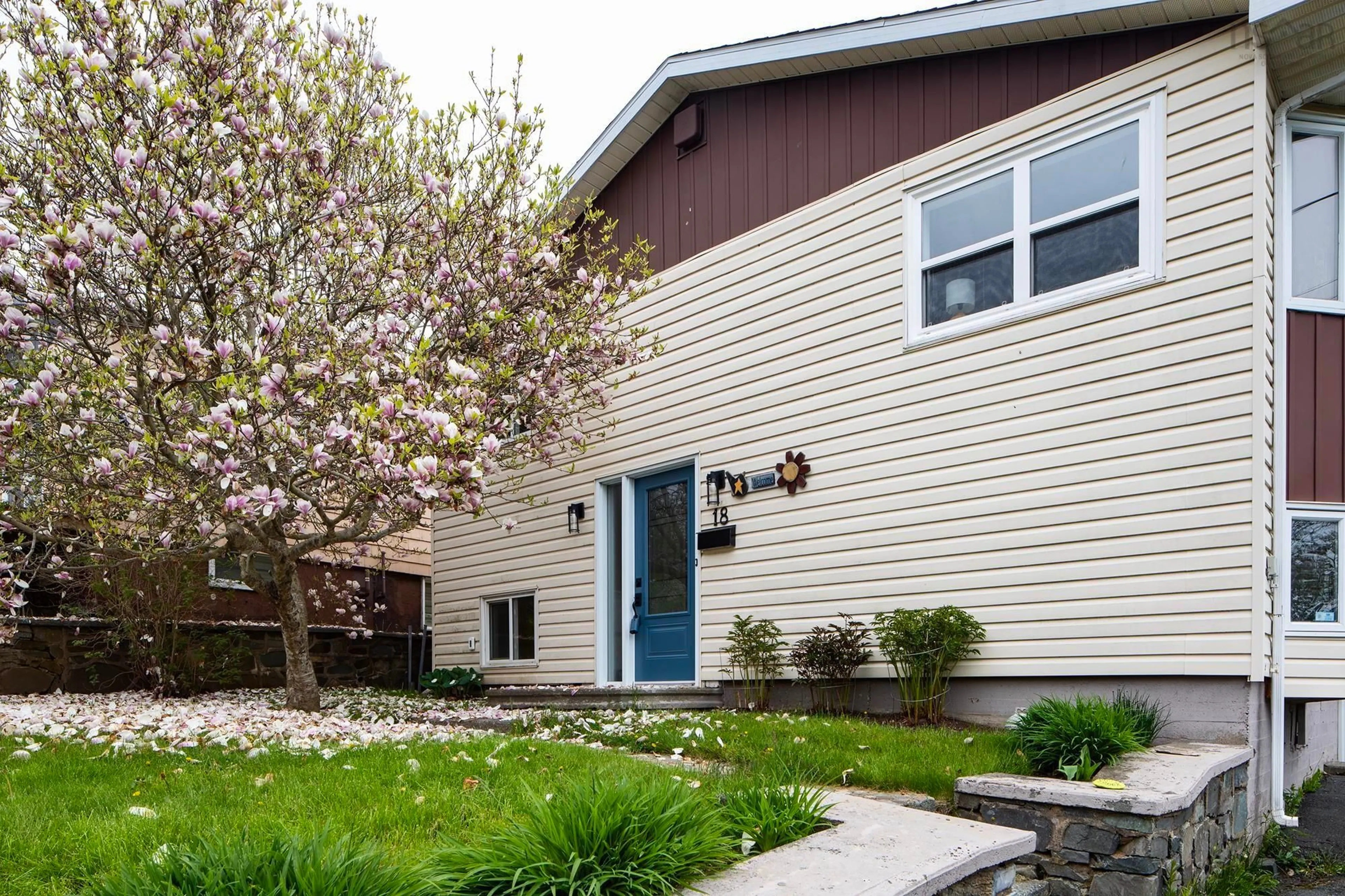 Home with vinyl exterior material, street for 18 Belmont Ave, Woodside Nova Scotia B2W 1E5