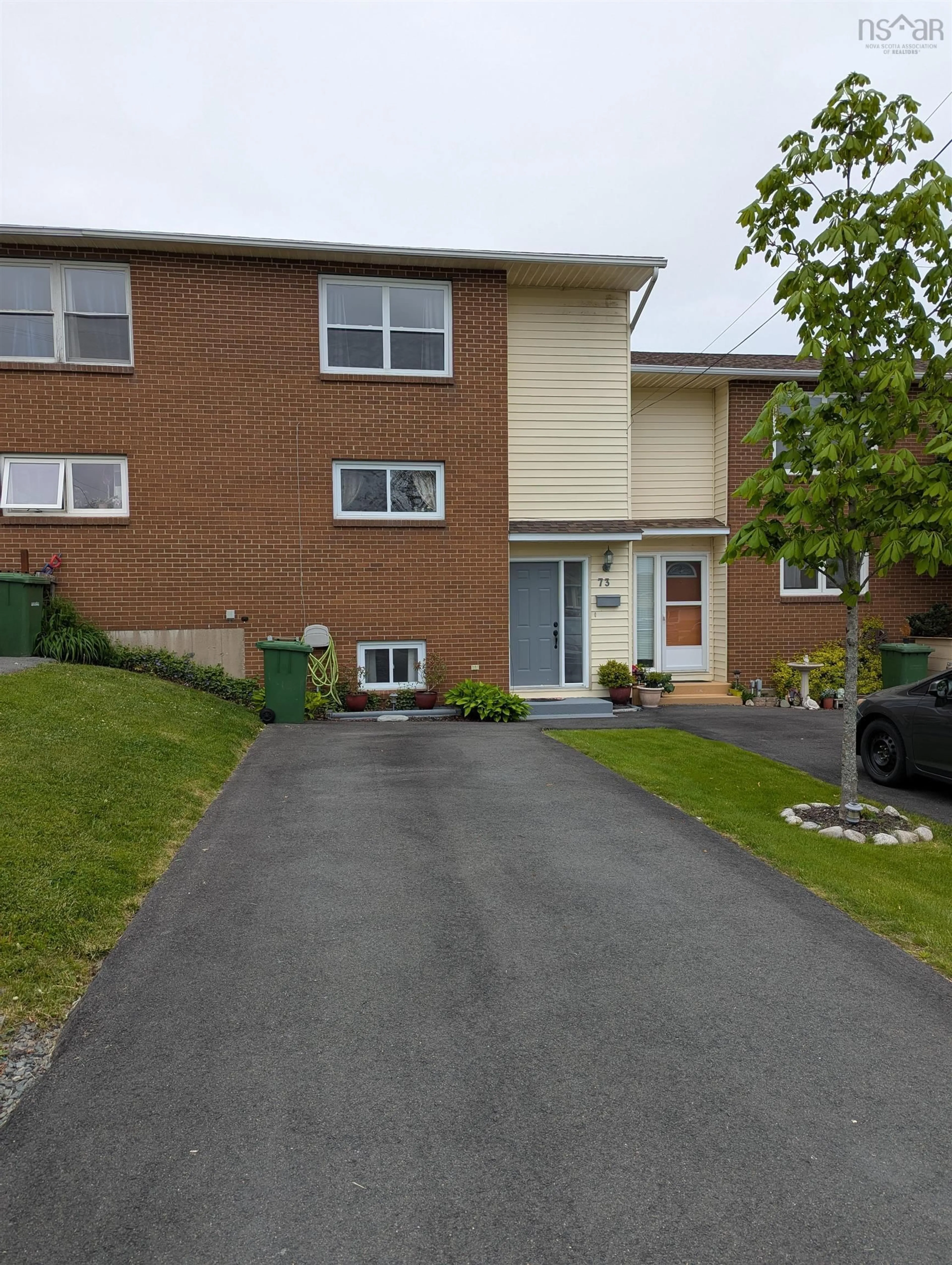 A pic from outside/outdoor area/front of a property/back of a property/a pic from drone, street for 73 Chameau Cres, Cole Harbour Nova Scotia B2W 5G5