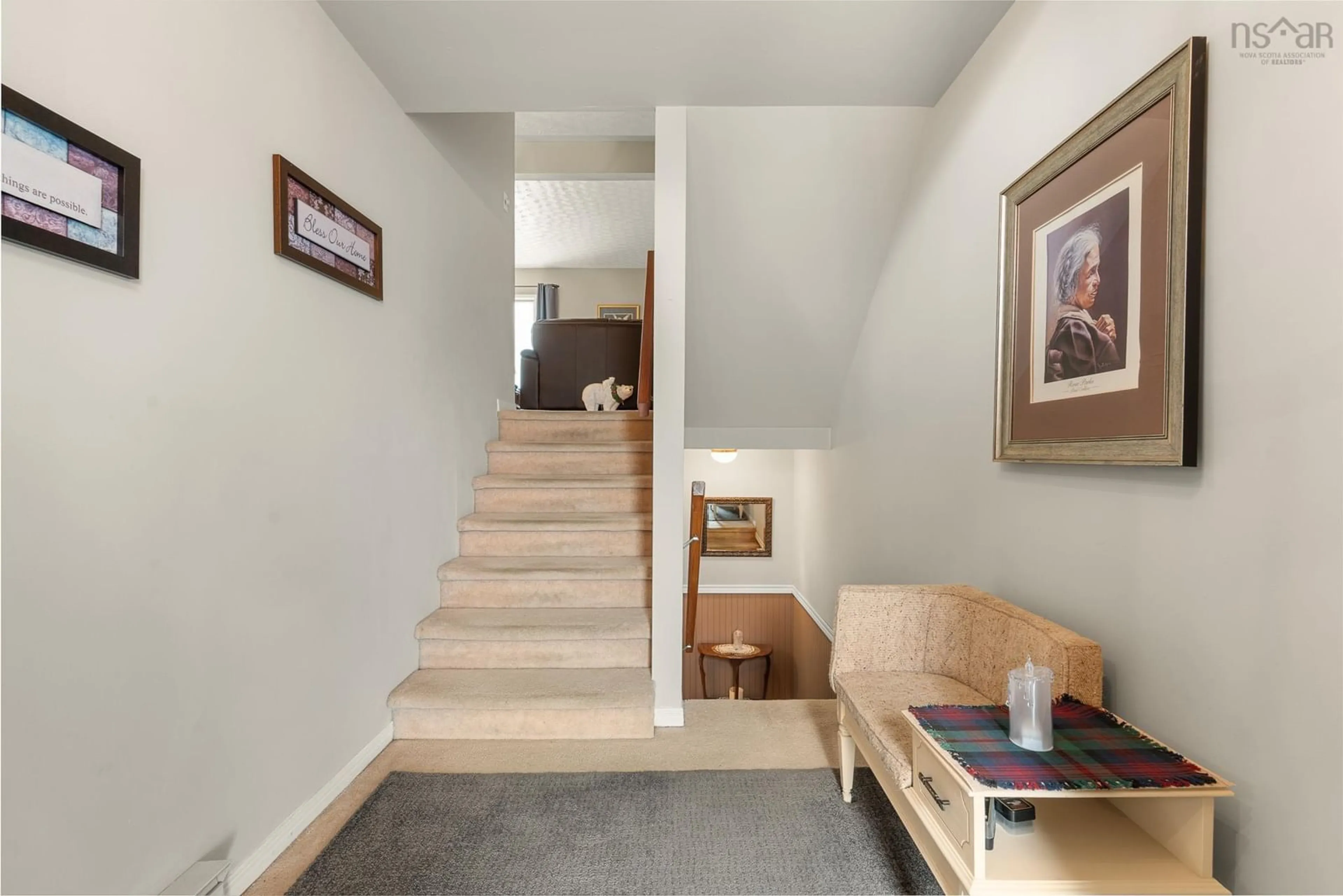 Indoor foyer for 73 Chameau Cres, Cole Harbour Nova Scotia B2W 5G5