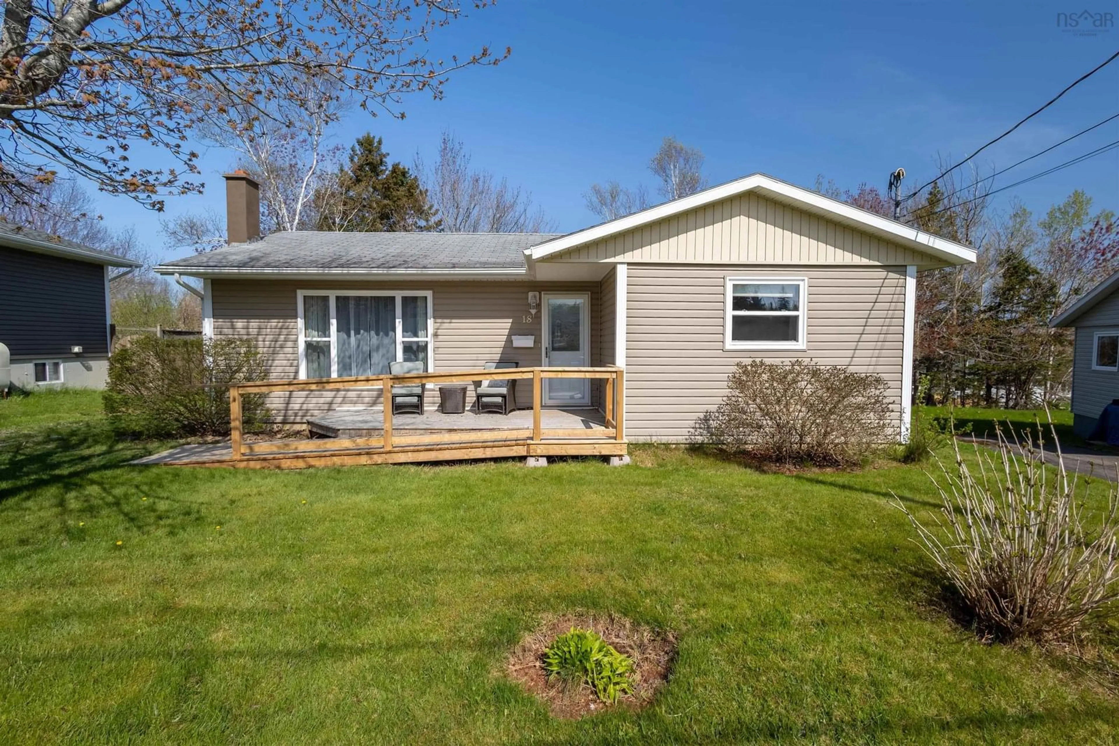 Home with vinyl exterior material, unknown for 18 Cedar Crt, Sydney Nova Scotia B1P 6S1