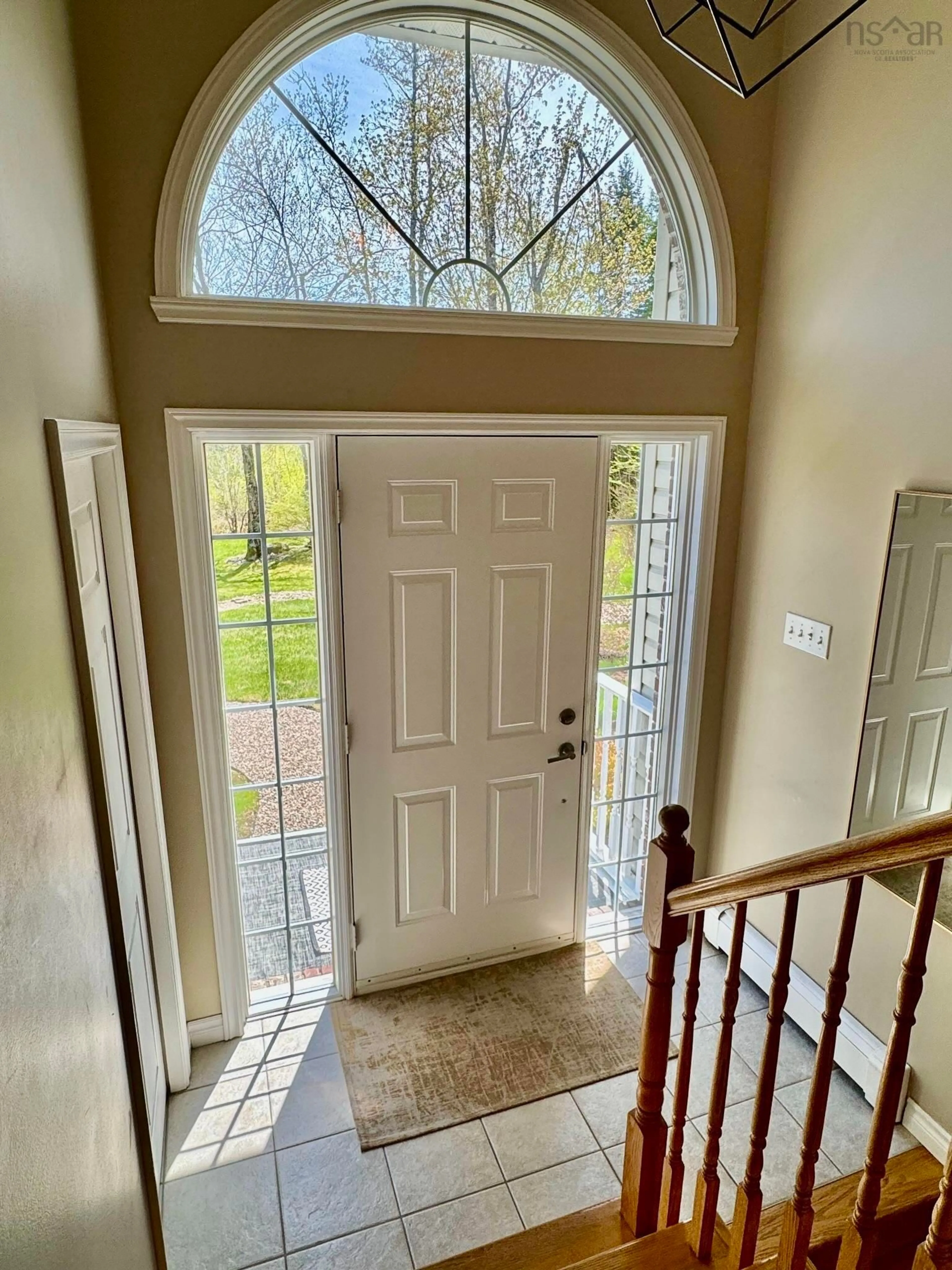 Indoor entryway for 454 Tattenham Cres, Hammonds Plains Nova Scotia B4B 1V3