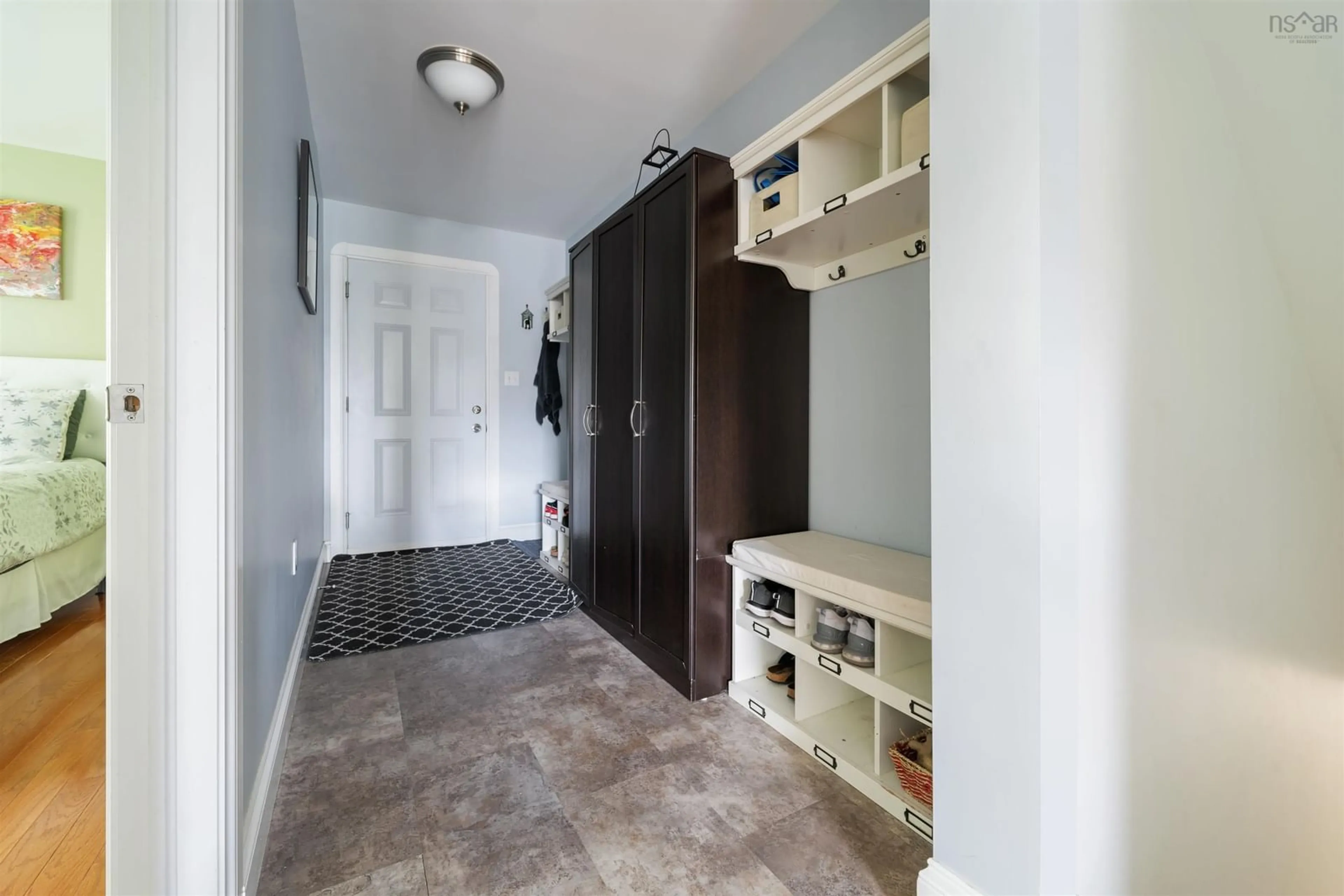 Indoor entryway for 336 Beech St, New Glasgow Nova Scotia B2H 1A2