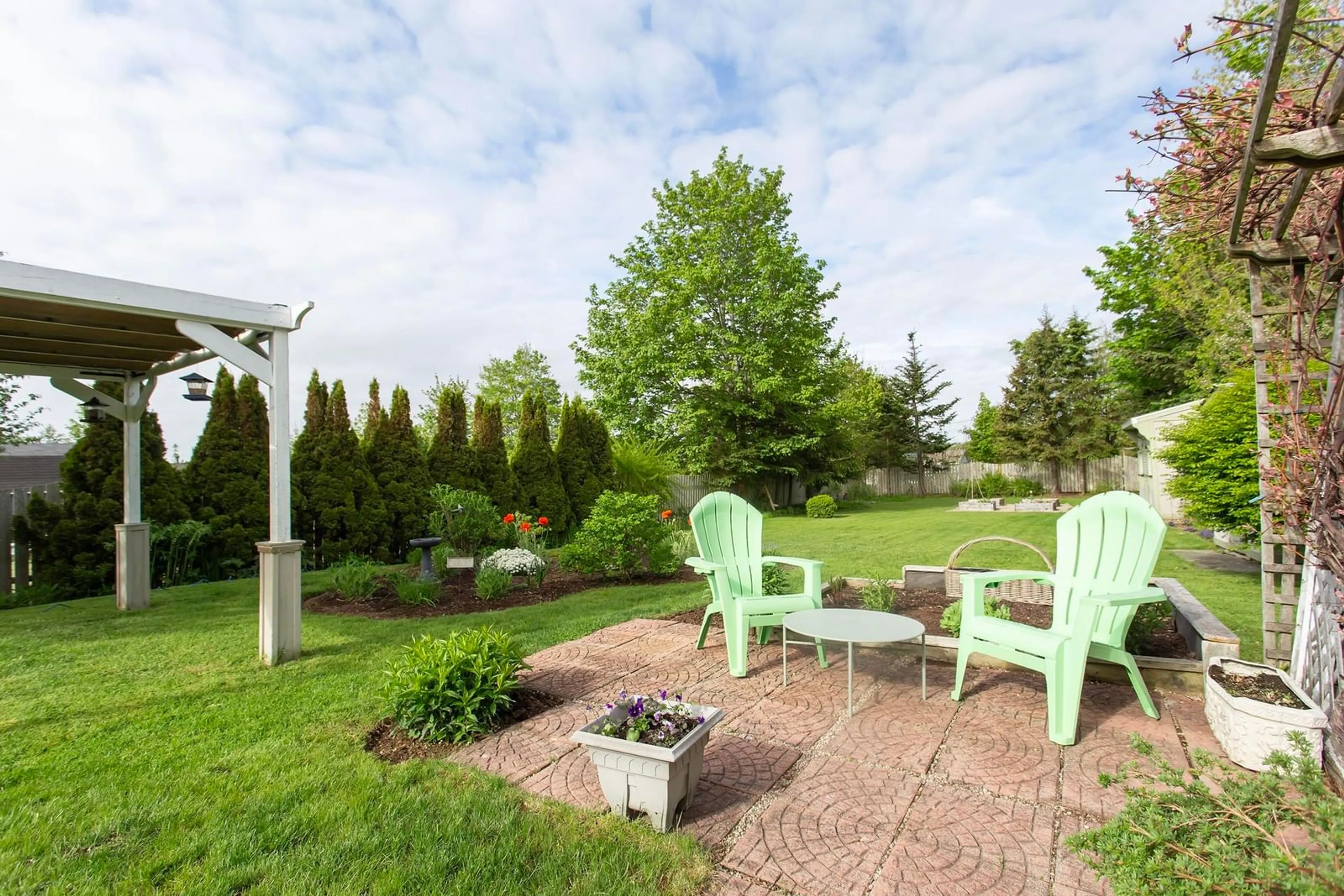 Patio, water/lake/river/ocean view for 35 Montague Row, Digby Nova Scotia B0V 1A0