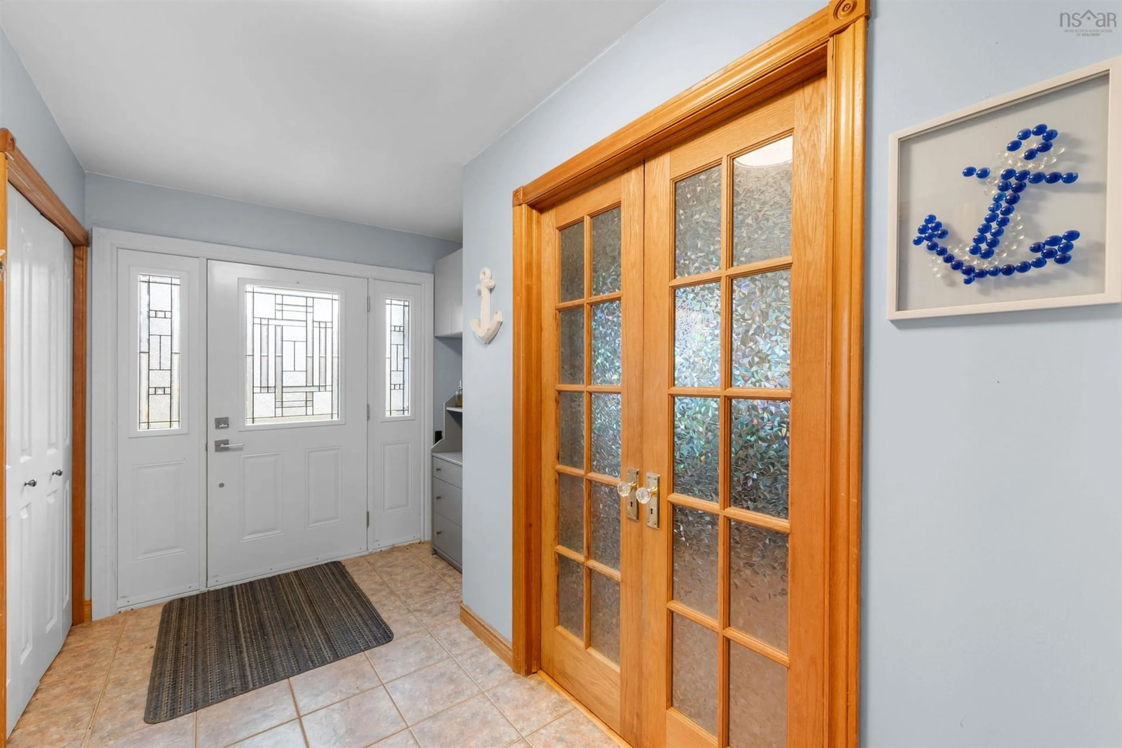 Indoor entryway for 135 Third Avenue, Lakeview Nova Scotia B4C 4C9
