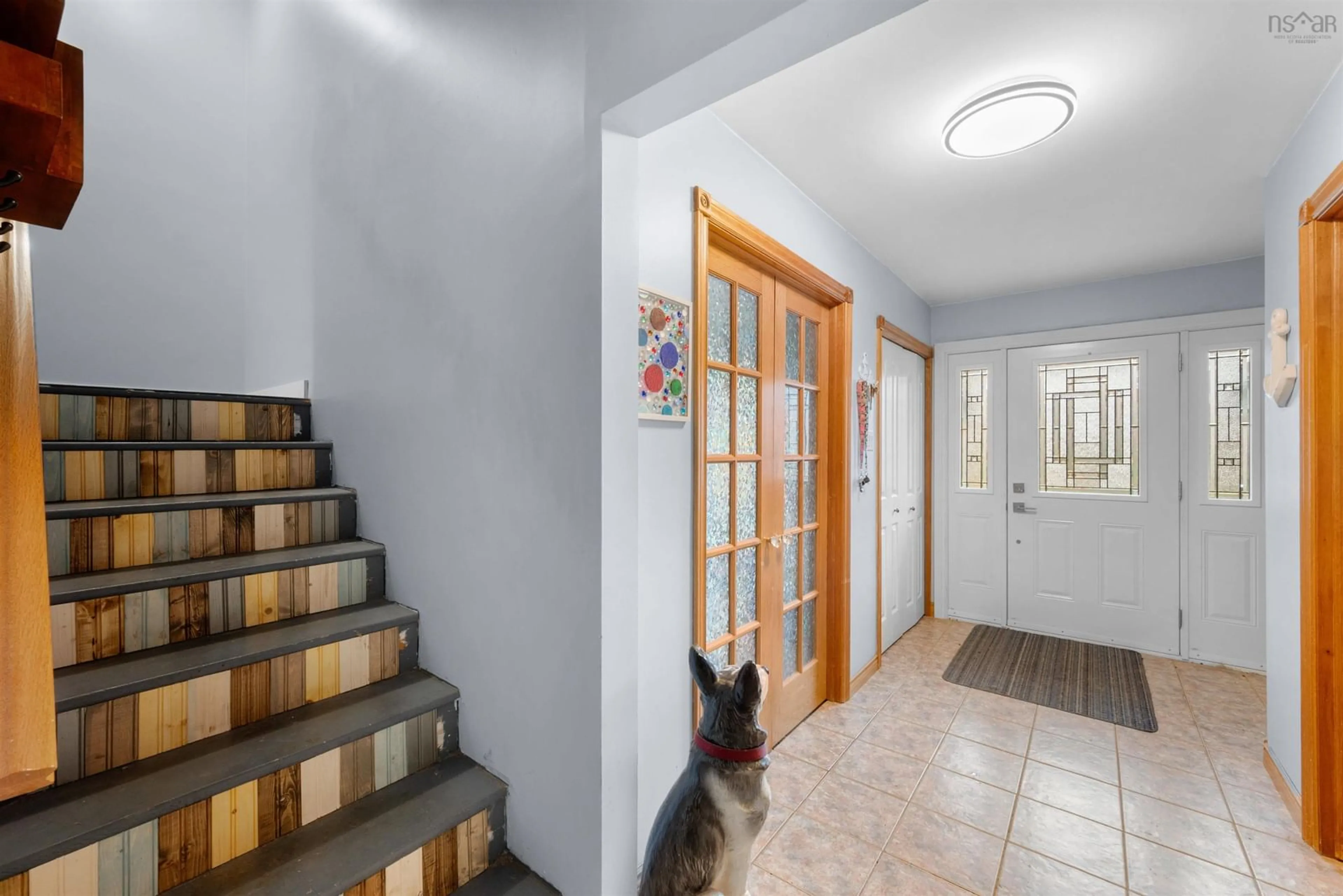 Indoor foyer for 135 Third Avenue, Lakeview Nova Scotia B4C 4C9