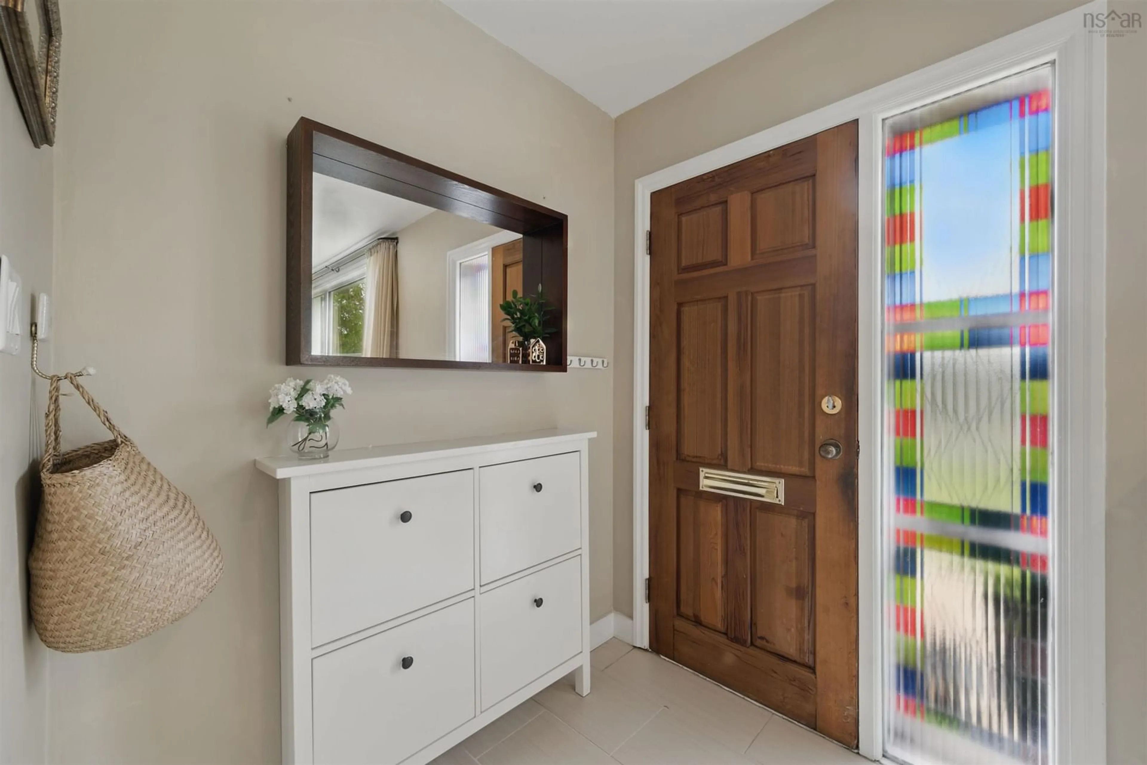 Indoor entryway for 20 Day Ave, Dartmouth Nova Scotia B2W 2V6