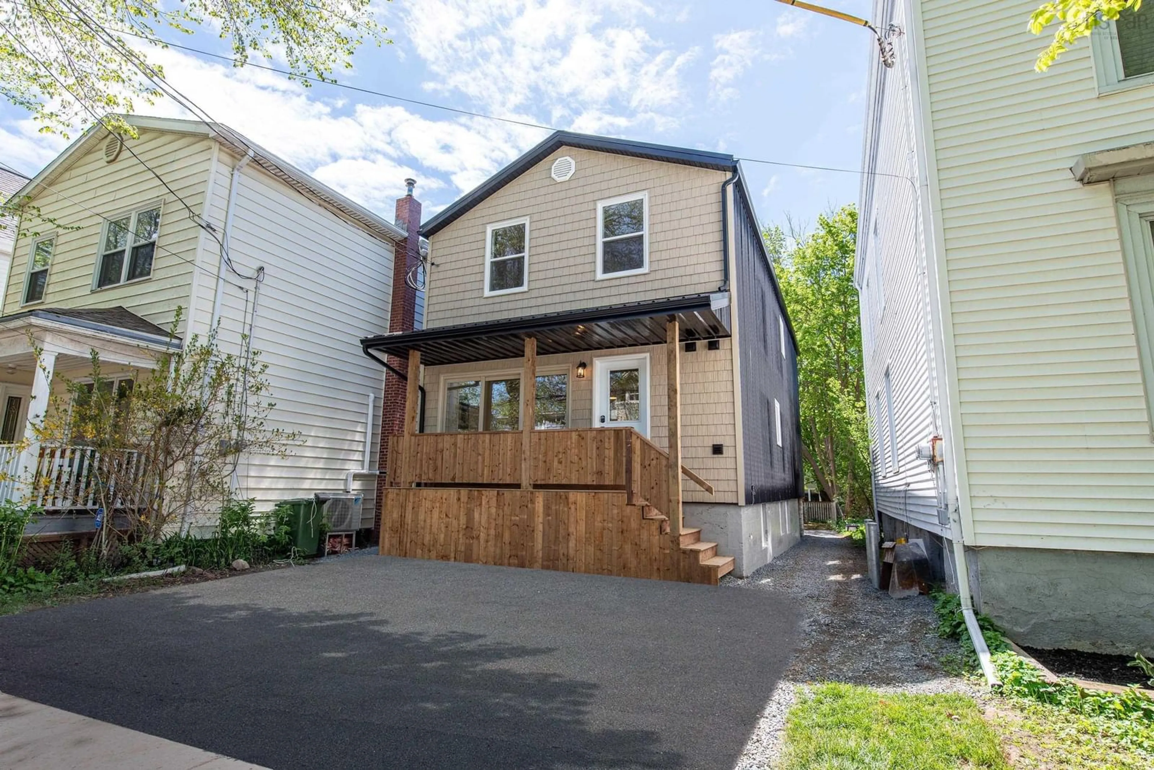 Unknown for 6254 Allan St, Halifax Nova Scotia B3L 1G9