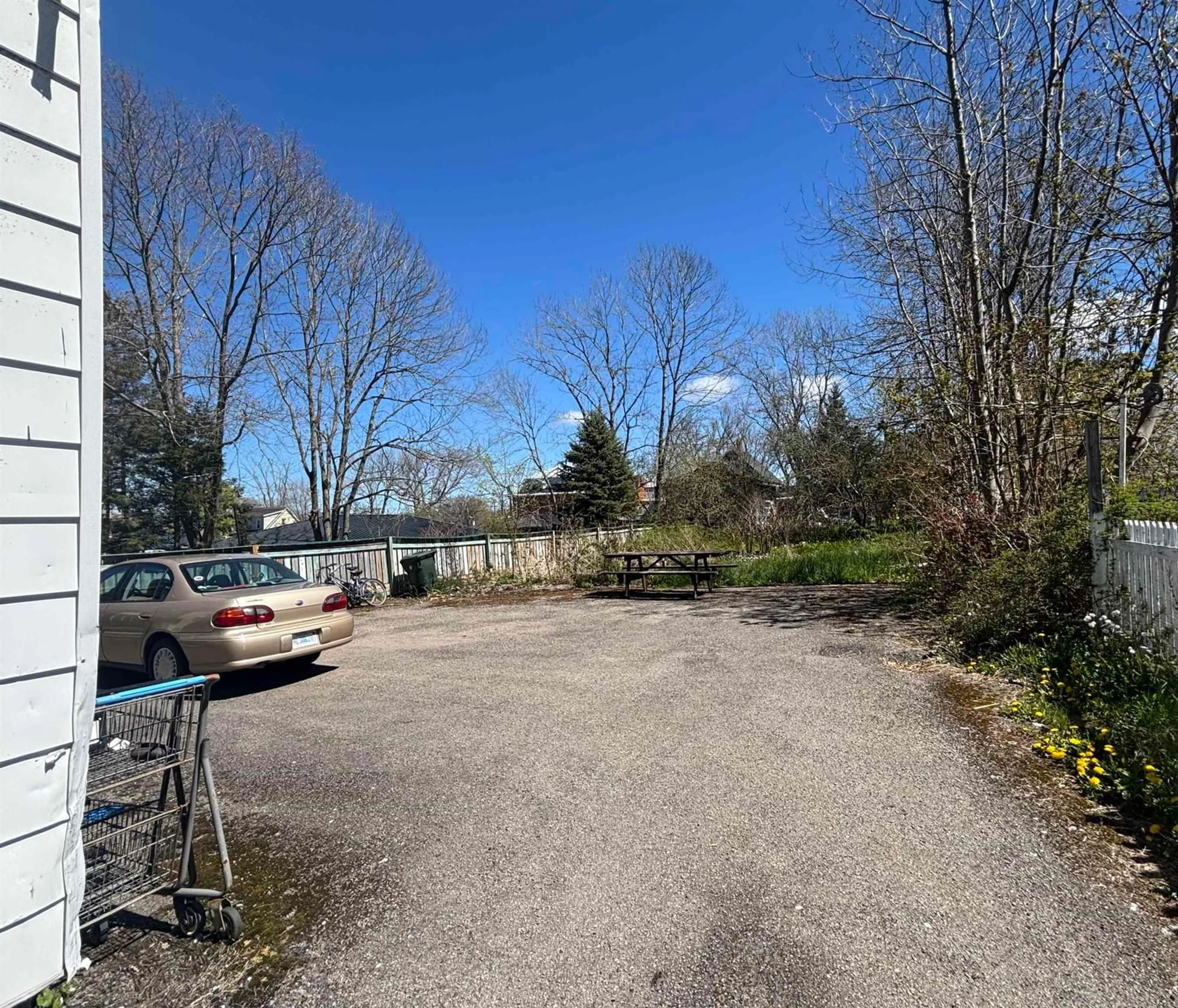 A pic from outside/outdoor area/front of a property/back of a property/a pic from drone, unknown for 34 Amelia St, Sydney Nova Scotia B1P 6C2