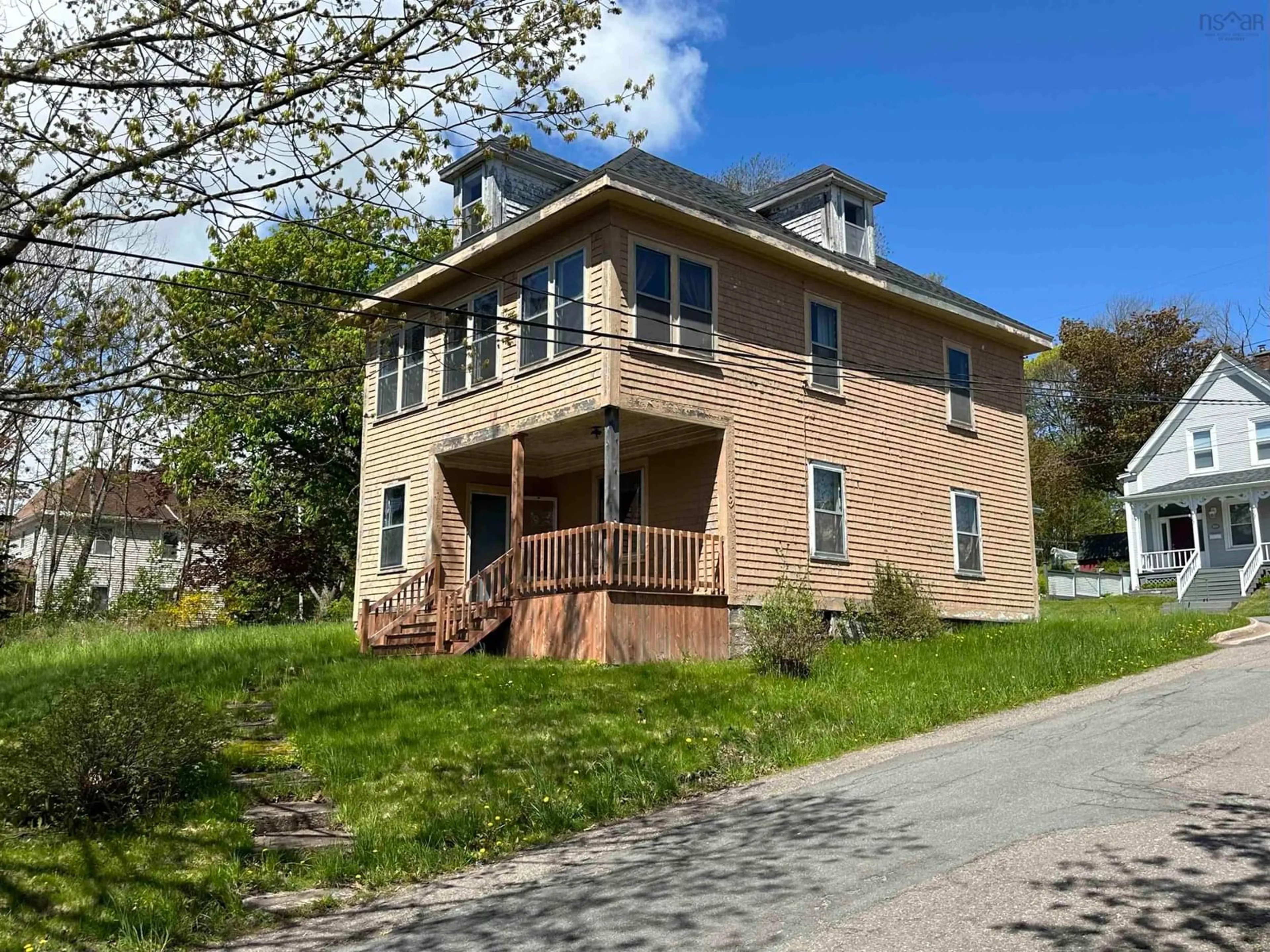 Home with brick exterior material, building for 43 High St, Pictou Nova Scotia B0K 1H0