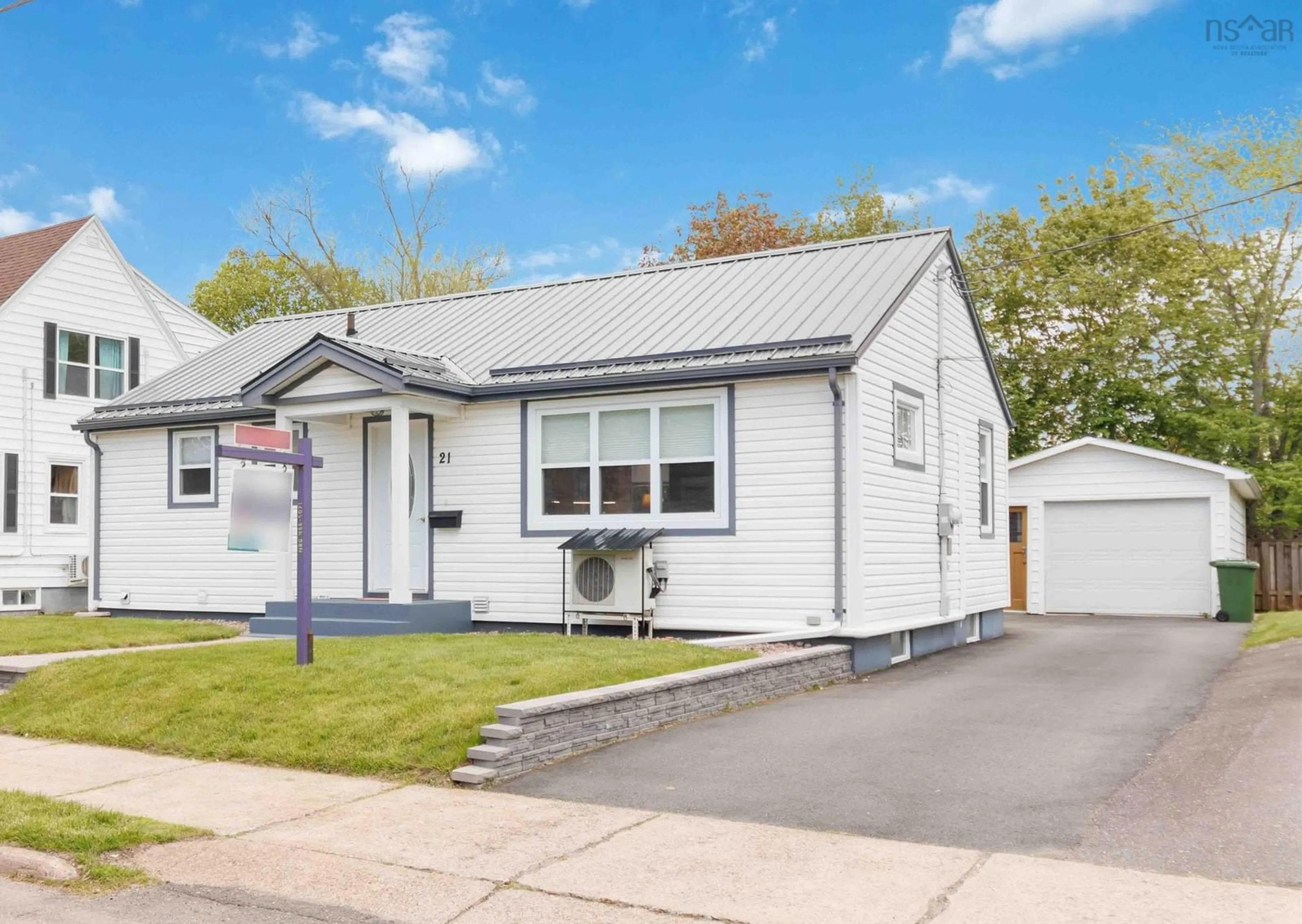 Home with vinyl exterior material, street for 21 Hayward Crt, Truro Nova Scotia B2N 3C1