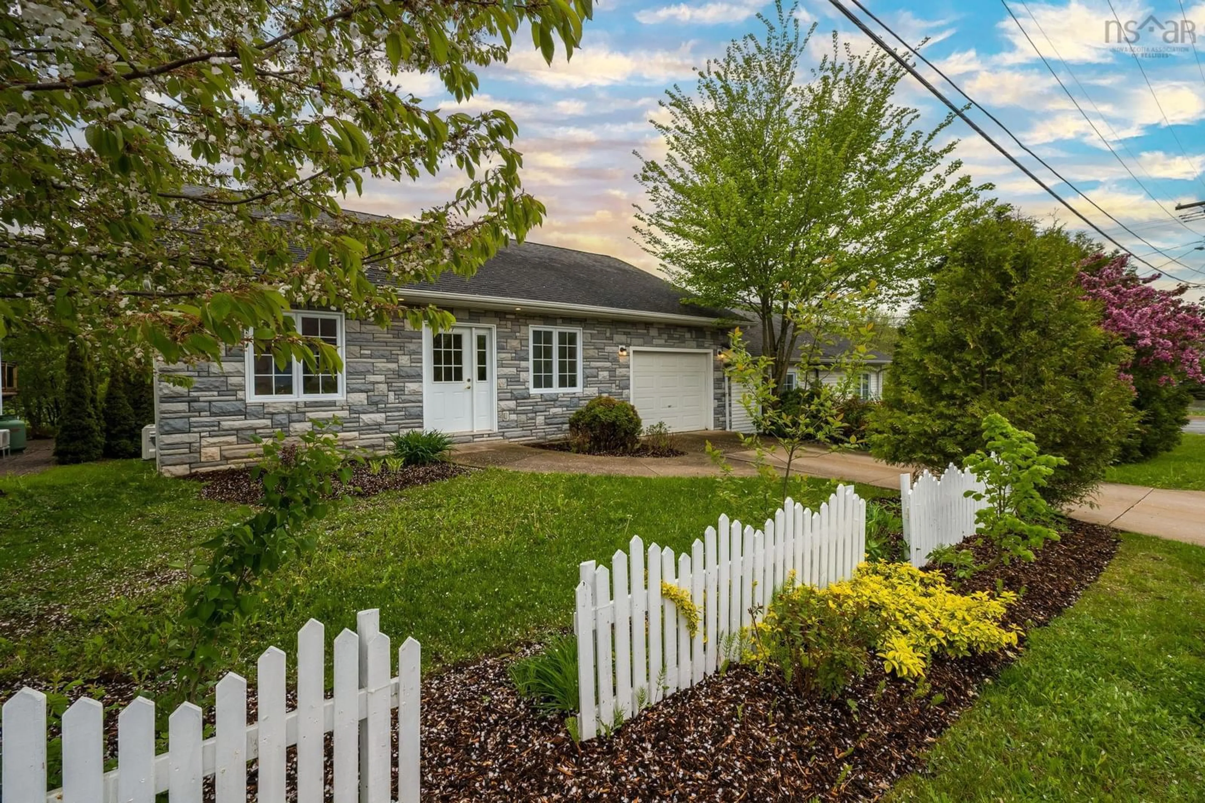 Home with vinyl exterior material, street for 111 Marsh Hawk Dr, Wolfville Nova Scotia B4P 1B5