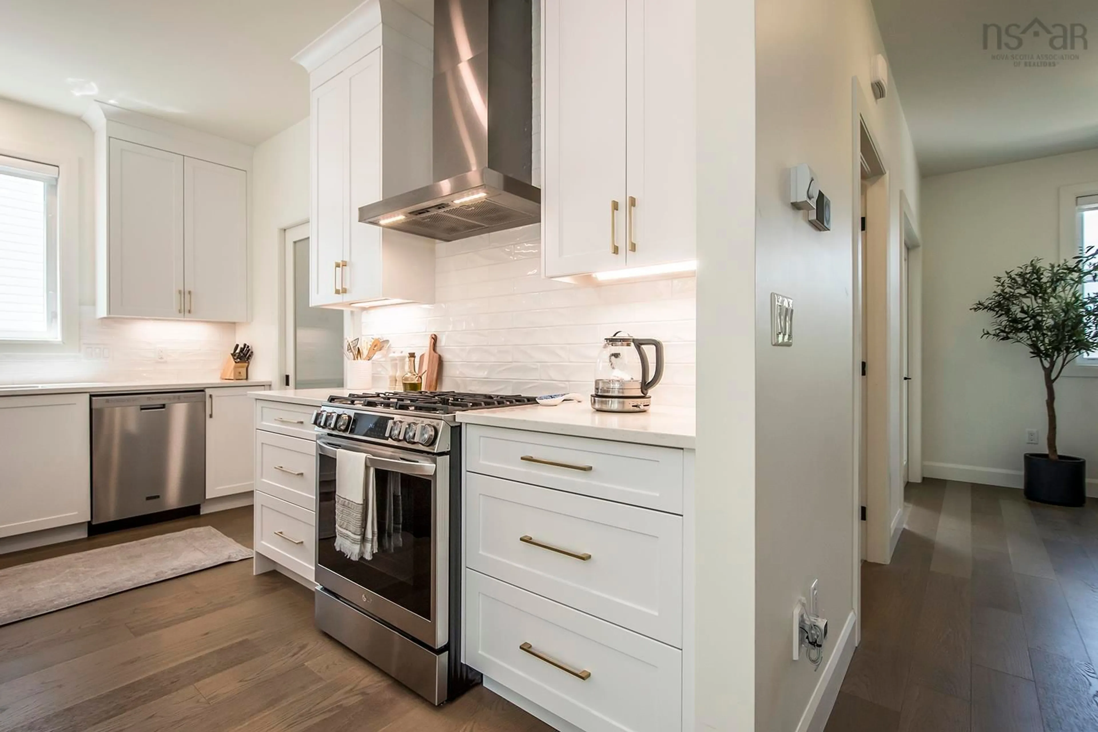 Open concept kitchen, ceramic/tile floor for 196 Fleetview Dr, Halifax Nova Scotia B3M 0L8