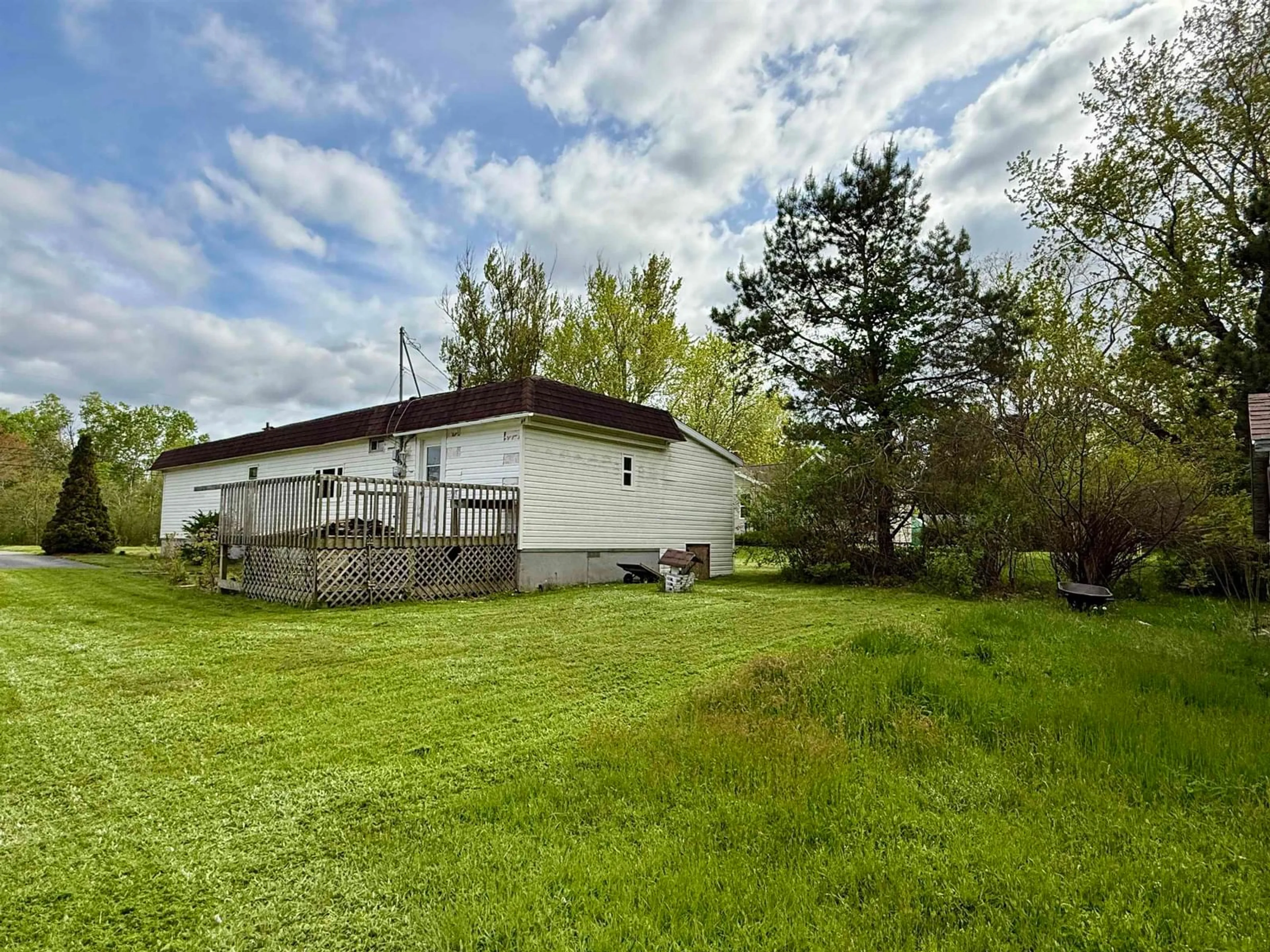 Shed for 2212 Old Mill Rd, Wilmot Nova Scotia B0P 1W0