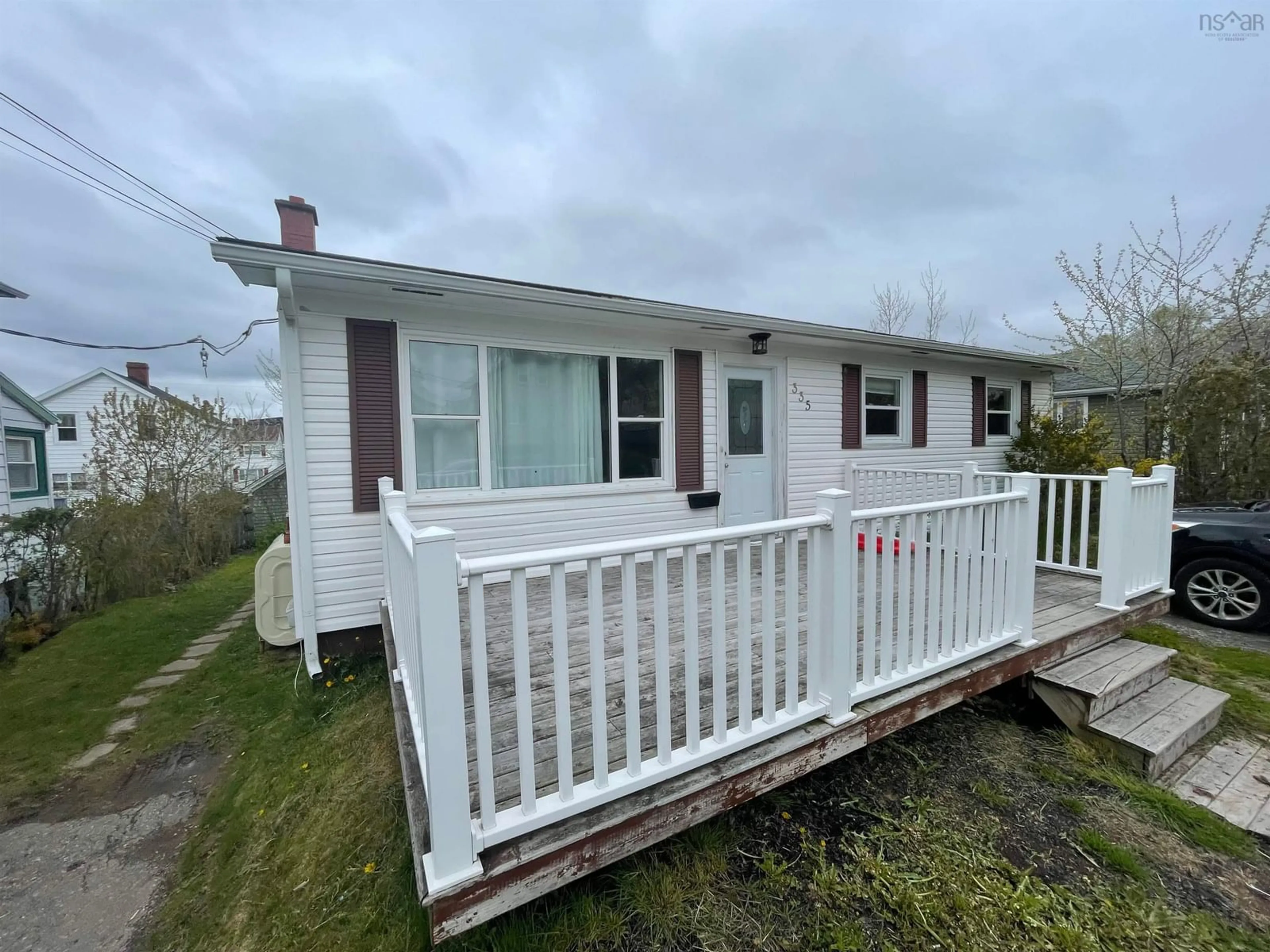Unknown for 335 Royal Ave, Sydney Nova Scotia B1P 4N3