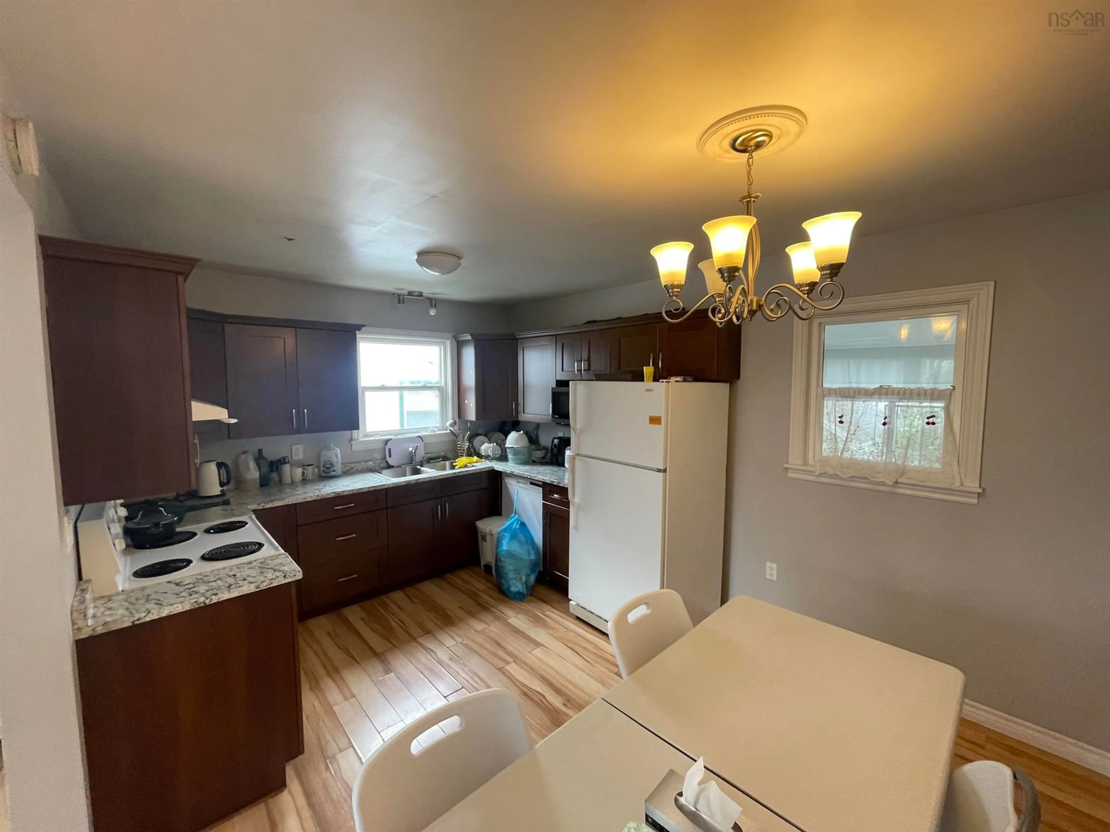 Unknown for 335 Royal Ave, Sydney Nova Scotia B1P 4N3