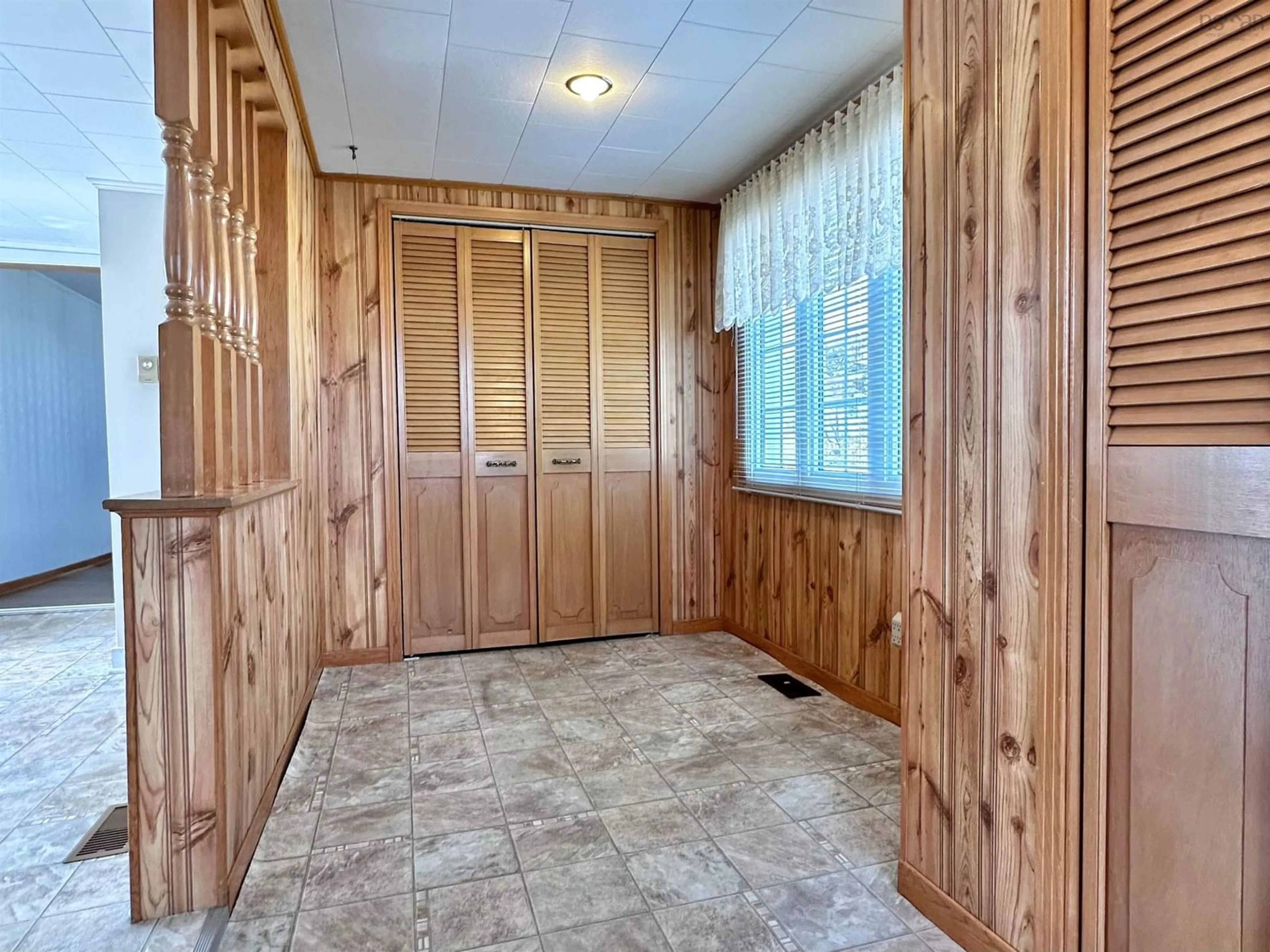 Indoor entryway for 1254 Highway 335 Hwy, Middle West Pubnico Nova Scotia B0W 2M0