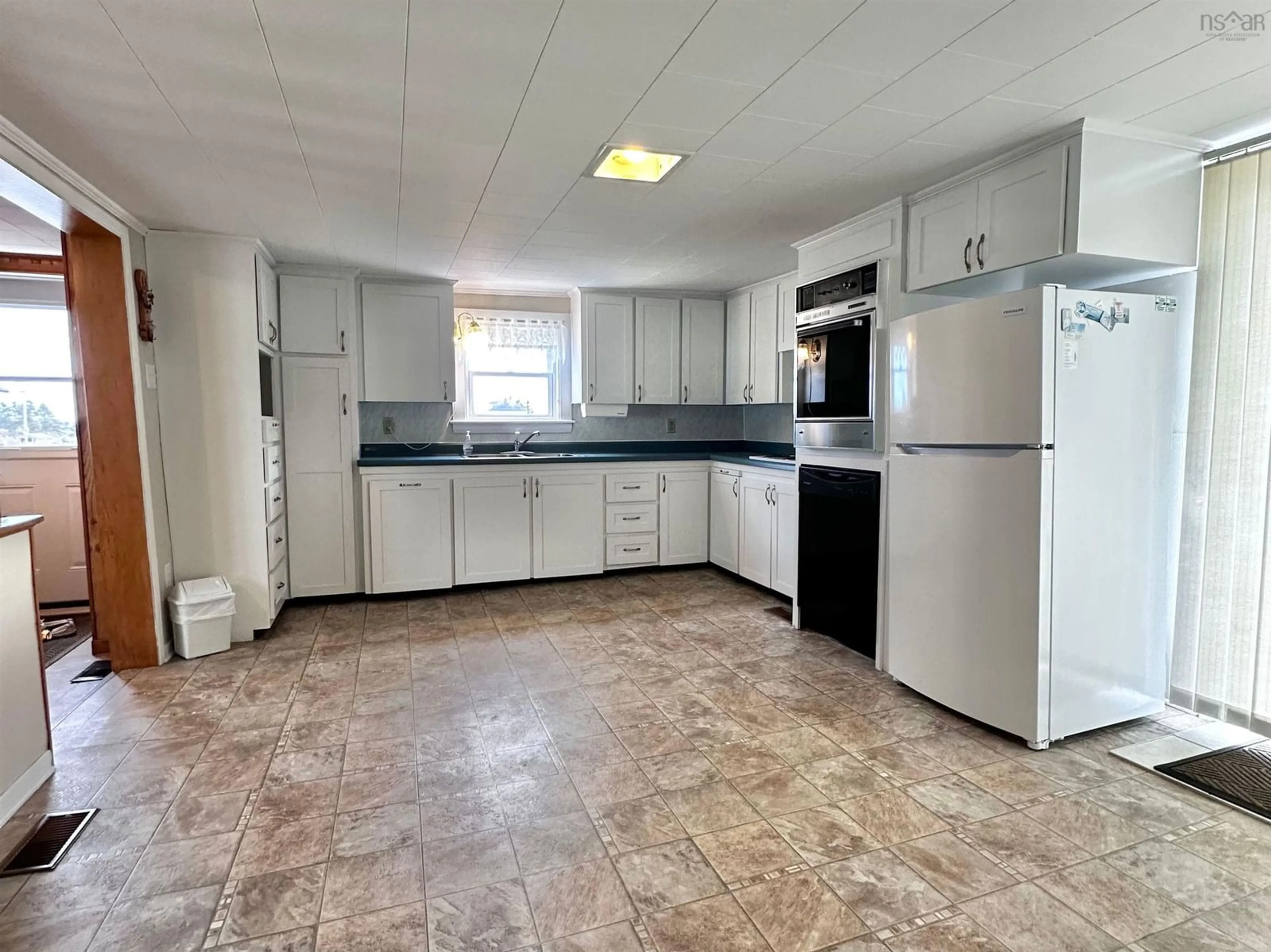 Standard kitchen, ceramic/tile floor for 1254 Highway 335 Hwy, Middle West Pubnico Nova Scotia B0W 2M0