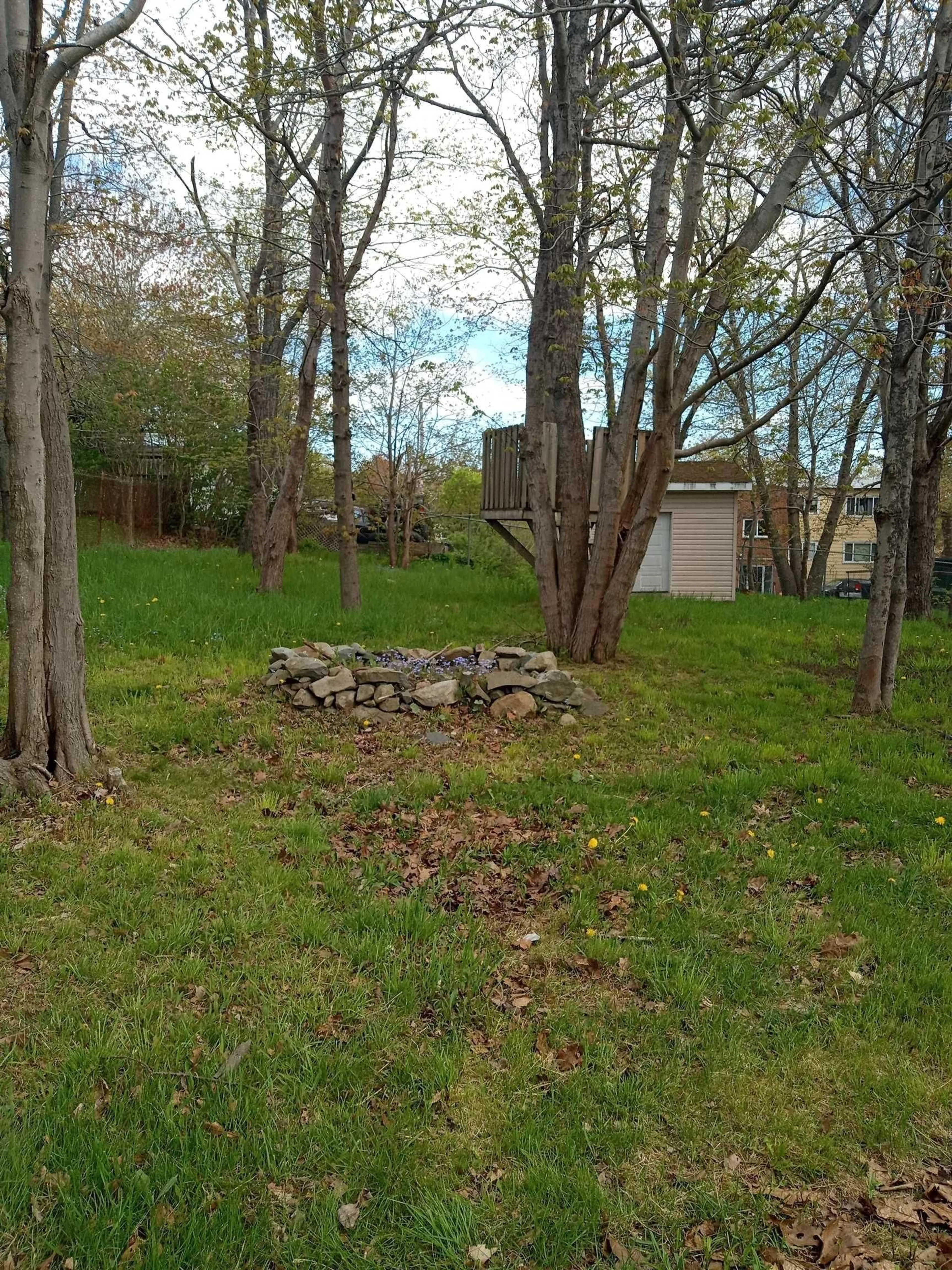 Shed for 48 Primrose St, Dartmouth Nova Scotia B3A 4C5