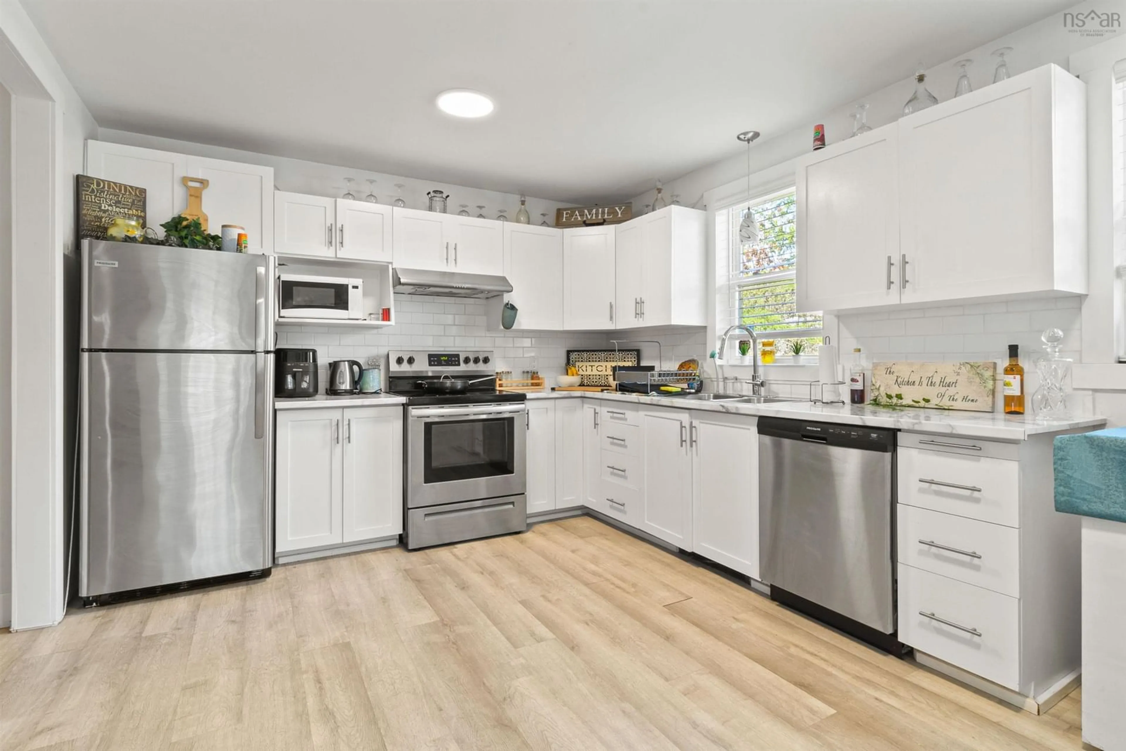 Open concept kitchen, unknown for 113 Rosedale Ave, Halifax Nova Scotia B3N 2P6