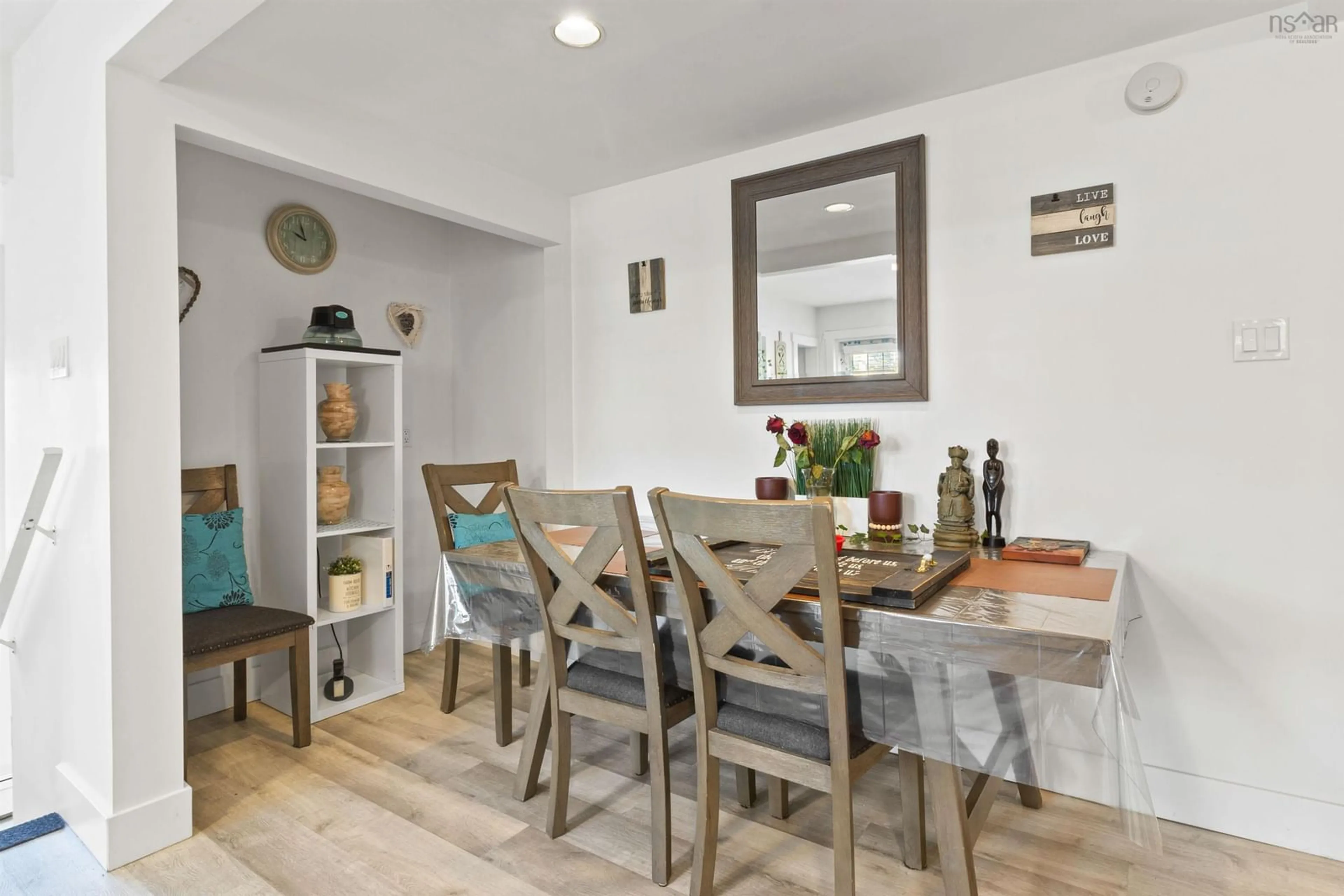 Dining room, wood/laminate floor for 113 Rosedale Ave, Halifax Nova Scotia B3N 2P6