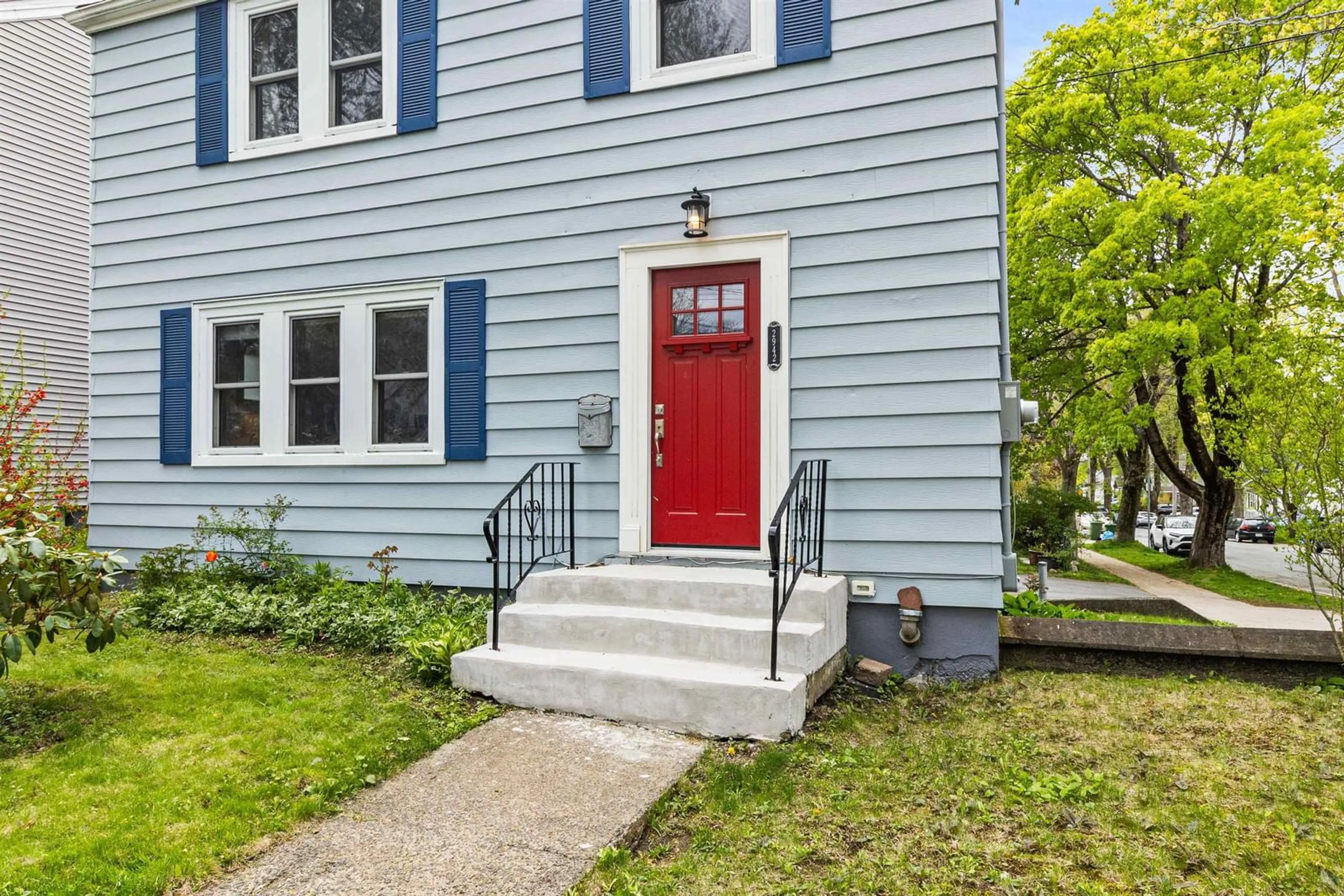 Unknown for 2942 Oxford St, Halifax Nova Scotia B3L 2W1