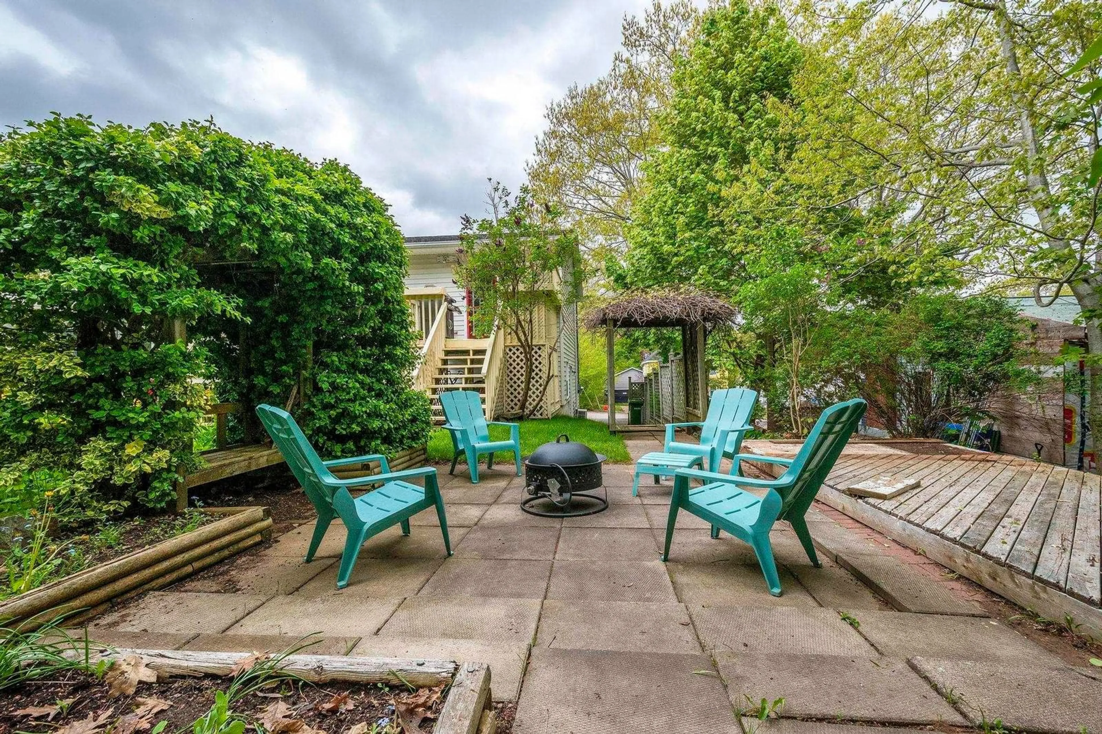 Patio, street for 45 Churchill Ave, Kentville Nova Scotia B4N 2H8