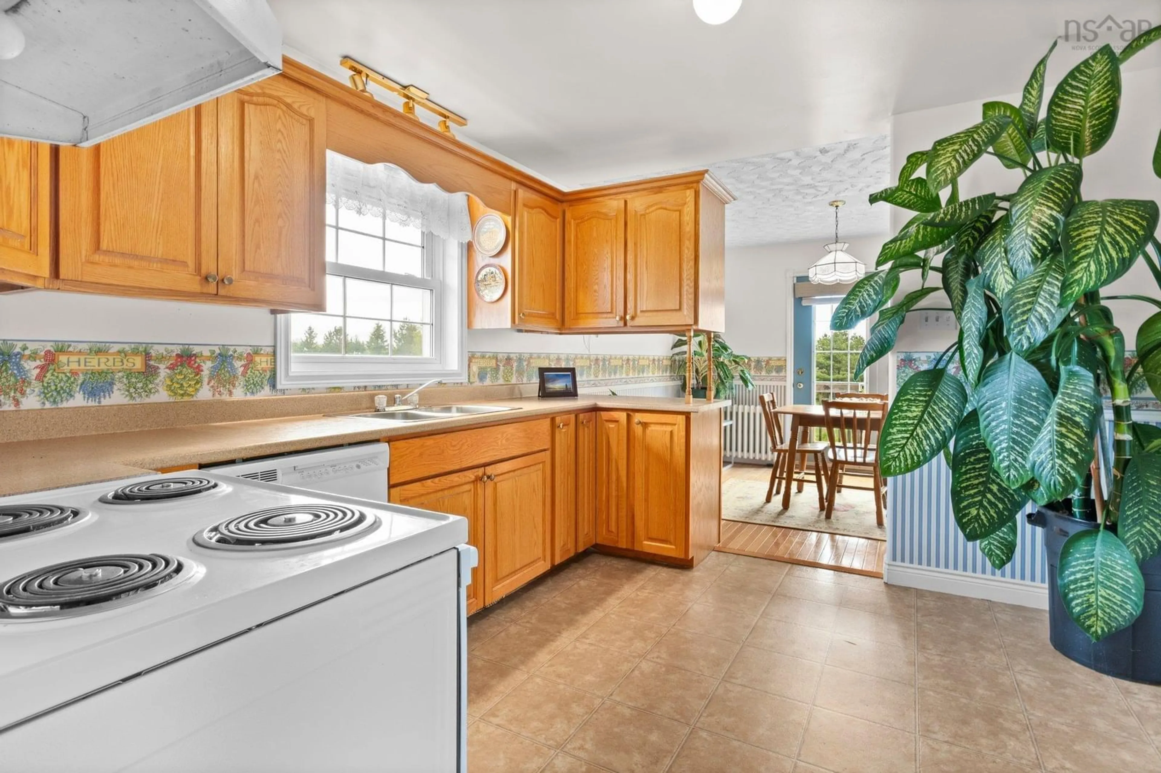 Standard kitchen, ceramic/tile floor for 54 Old Truro Rd, Elmsdale Nova Scotia B2S 1K8