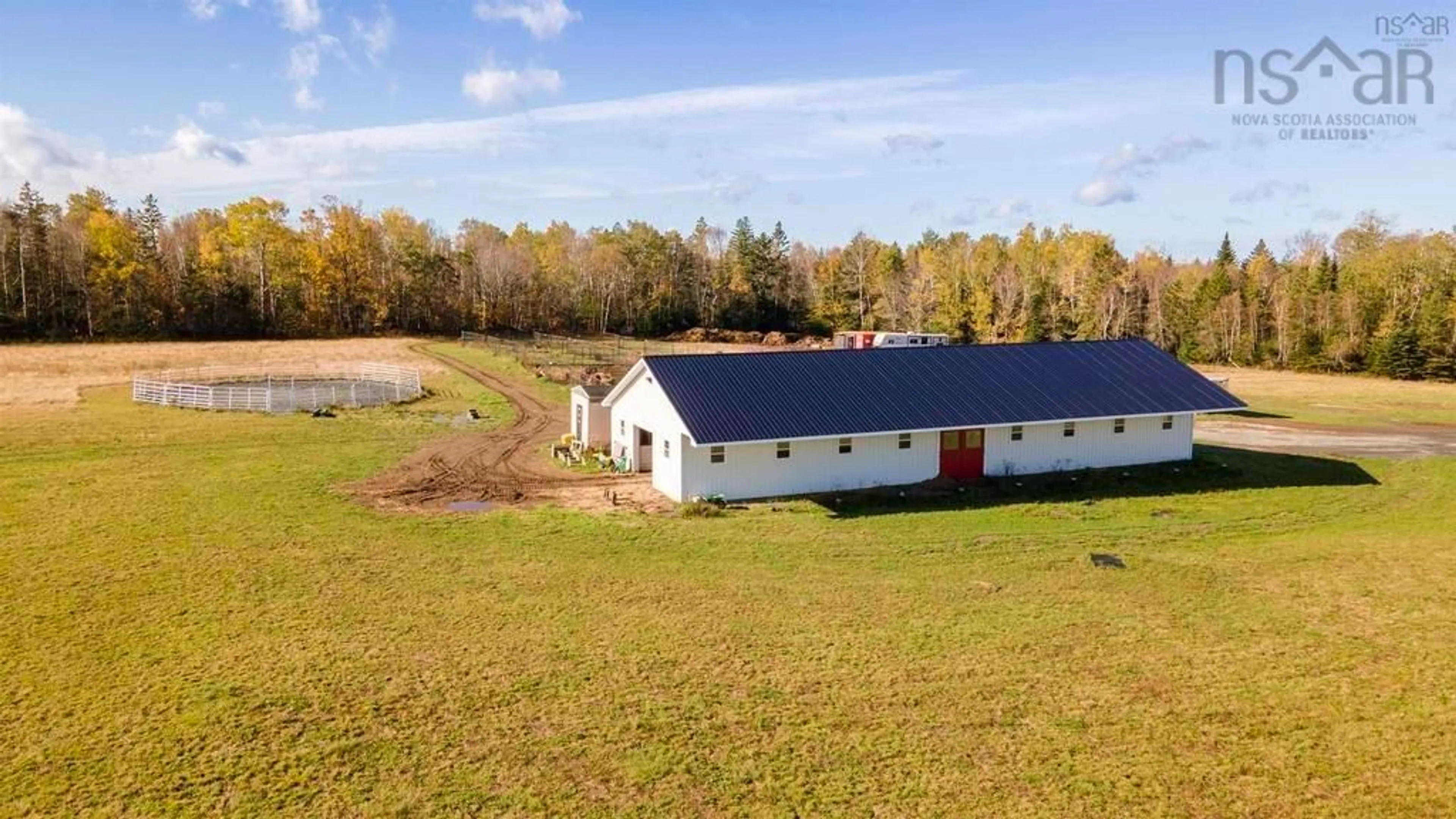 A pic from outside/outdoor area/front of a property/back of a property/a pic from drone, building for 663 Cross 3 Rd, Mount Uniacke Nova Scotia B0N 1Z0