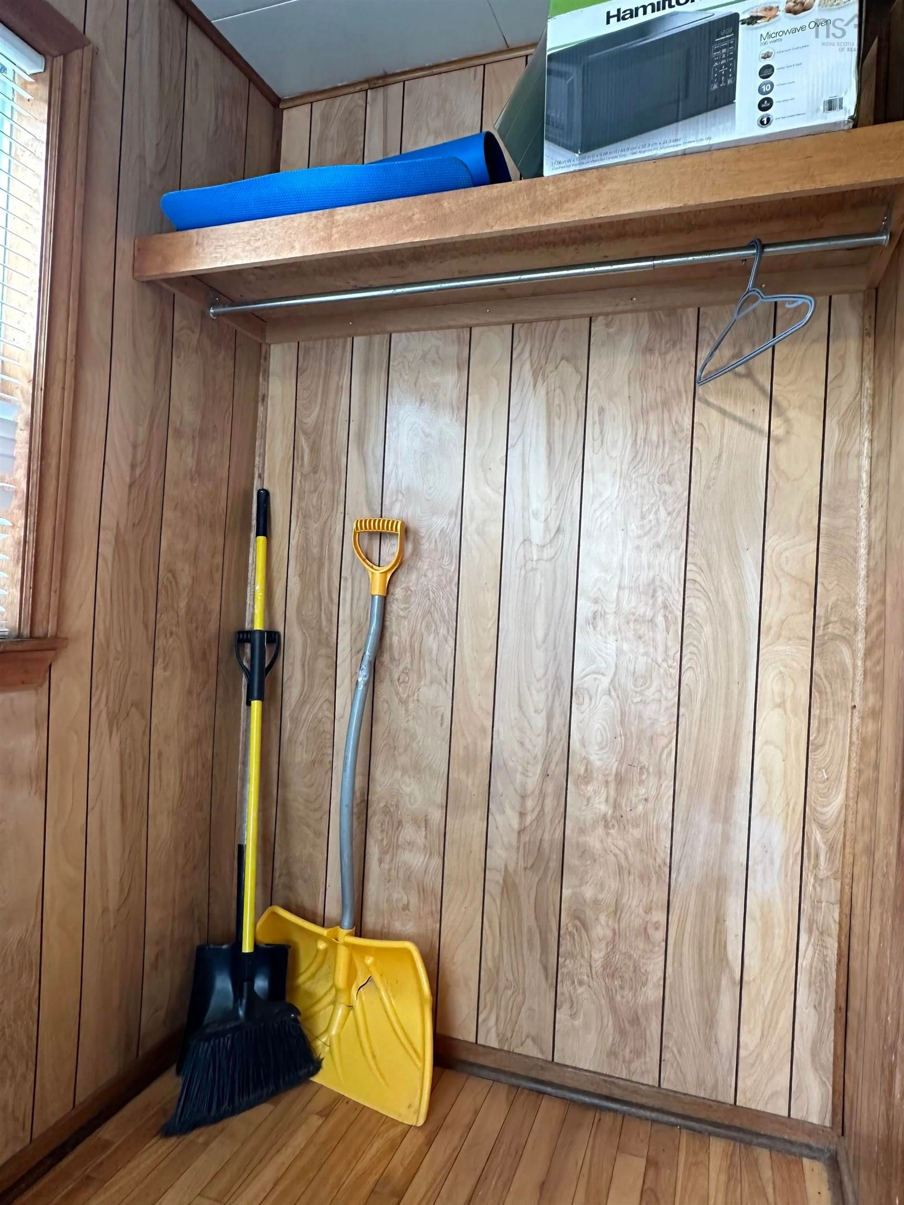 Shed for 1412 Victoria Rd, Sydney Nova Scotia B1N 1M5