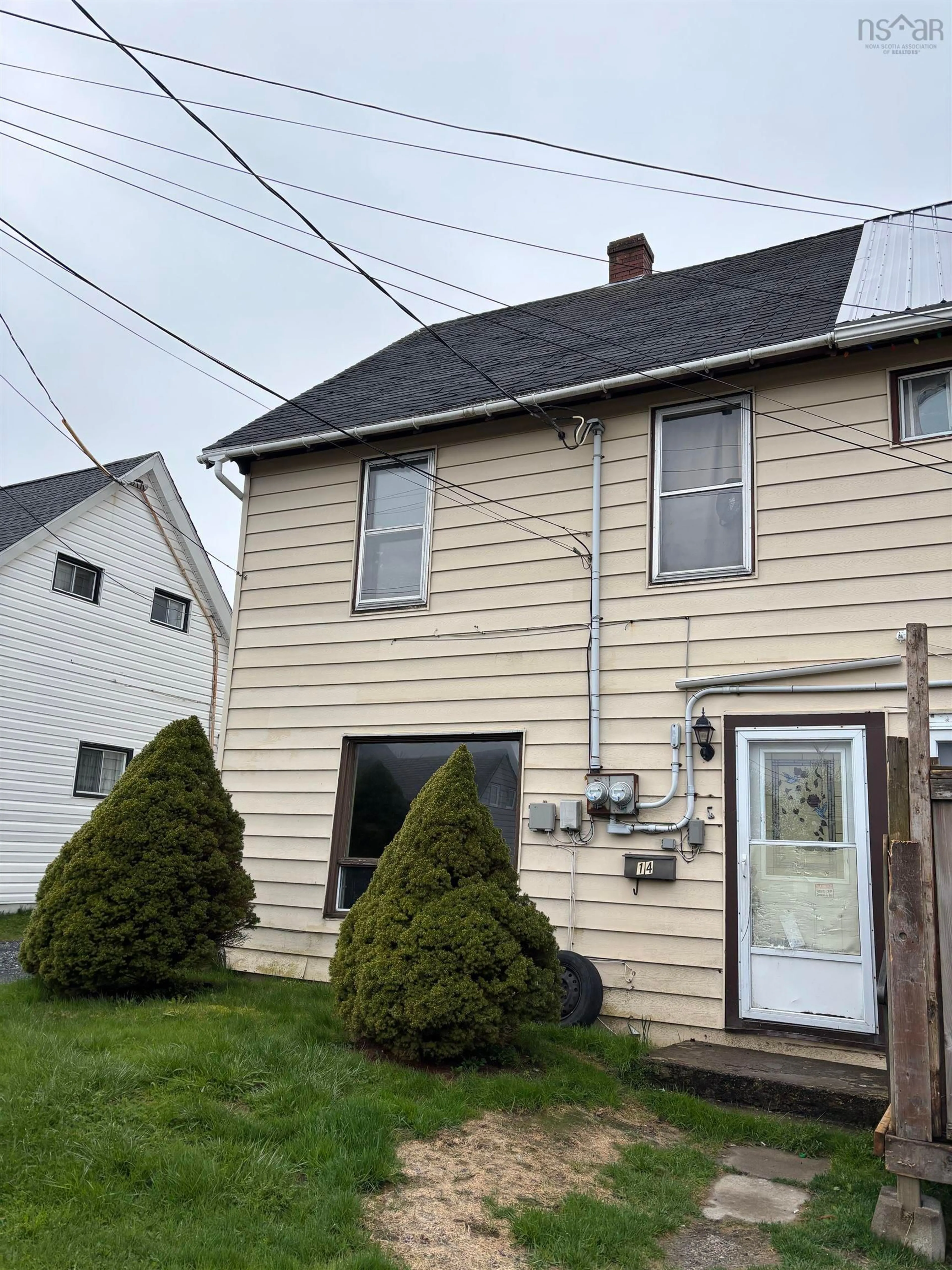 Home with vinyl exterior material, building for 14 Oxford Avenue, Sydney Mines Nova Scotia B1V 2H9