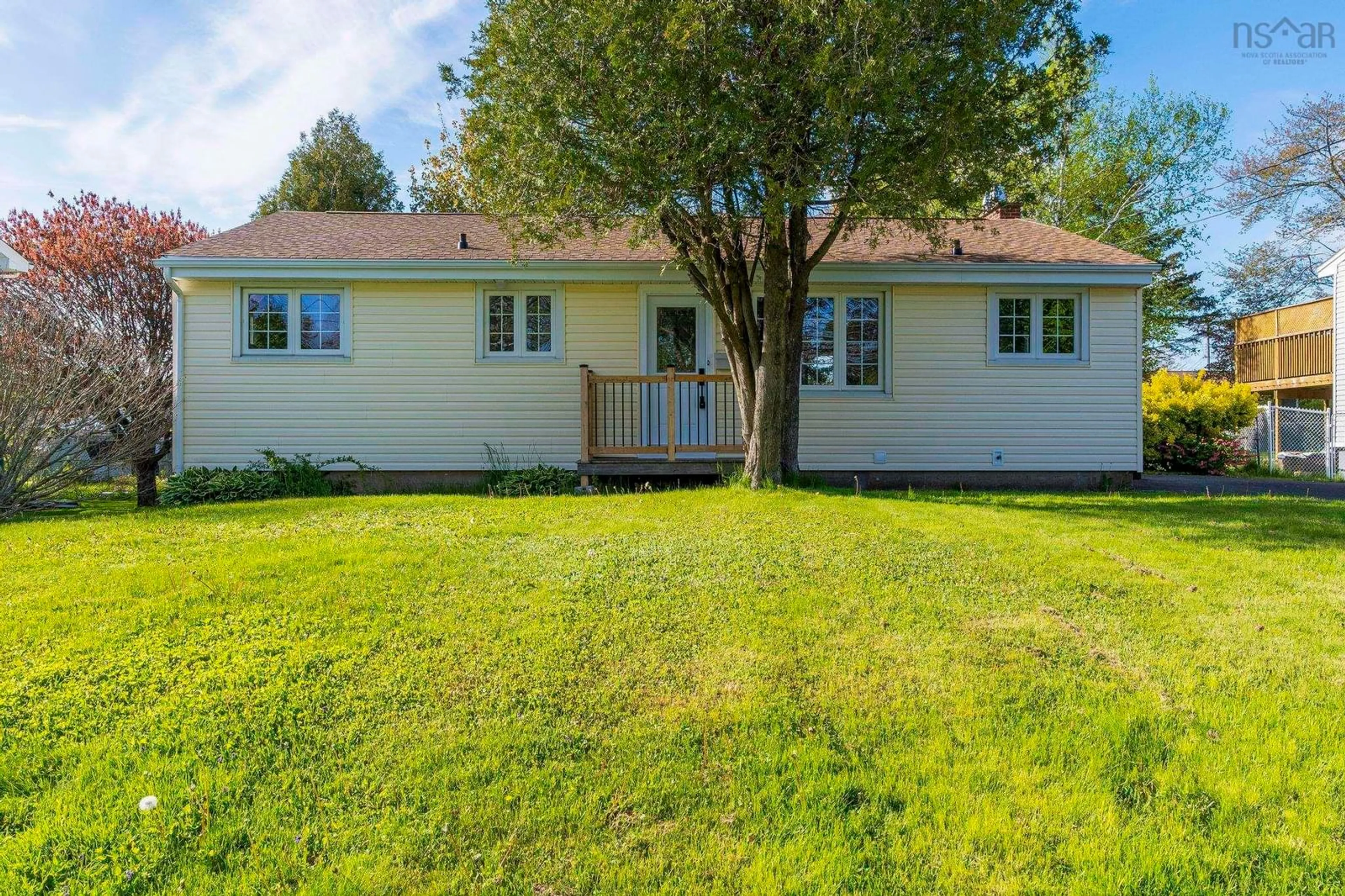 A pic from outside/outdoor area/front of a property/back of a property/a pic from drone, street for 52 Ellenvale Ave, Woodlawn Nova Scotia B2W 2W5