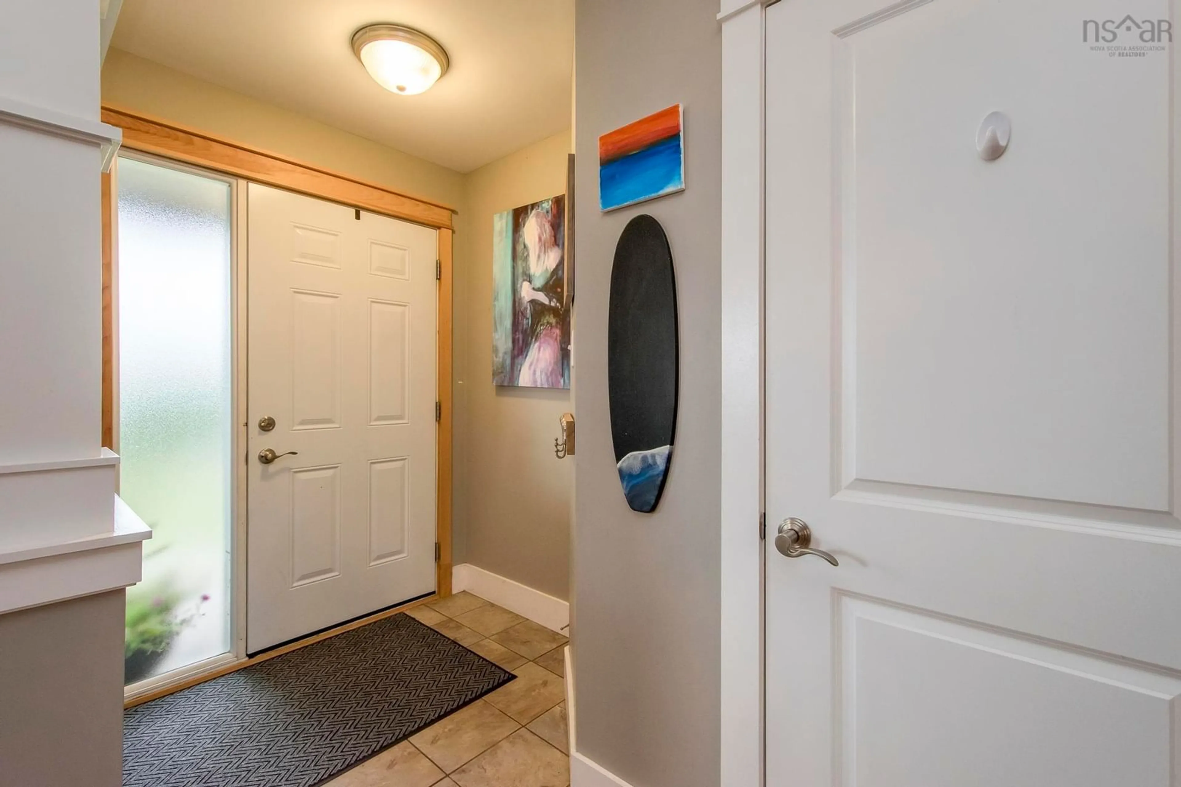 Indoor entryway for 271 Leslie Rd, East Lawrencetown Nova Scotia B2Z 1T4